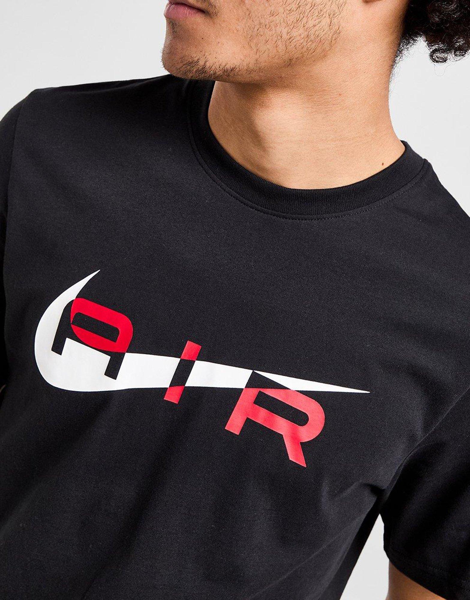 Nike Swoosh T-Shirt
