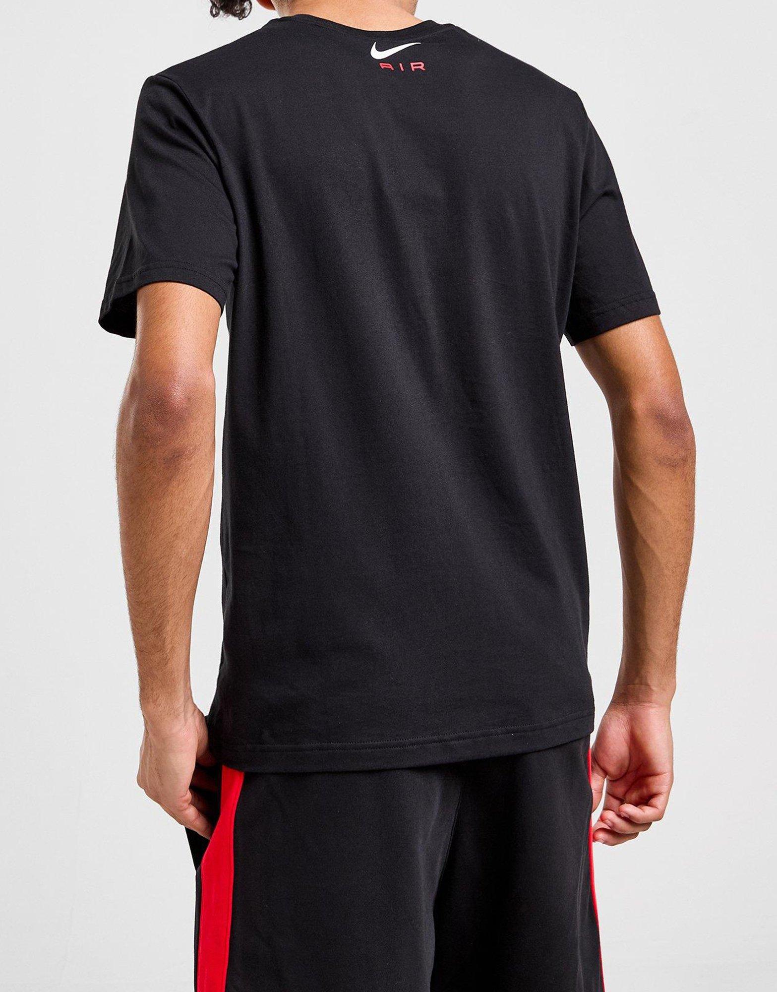 Nike Swoosh T-Shirt