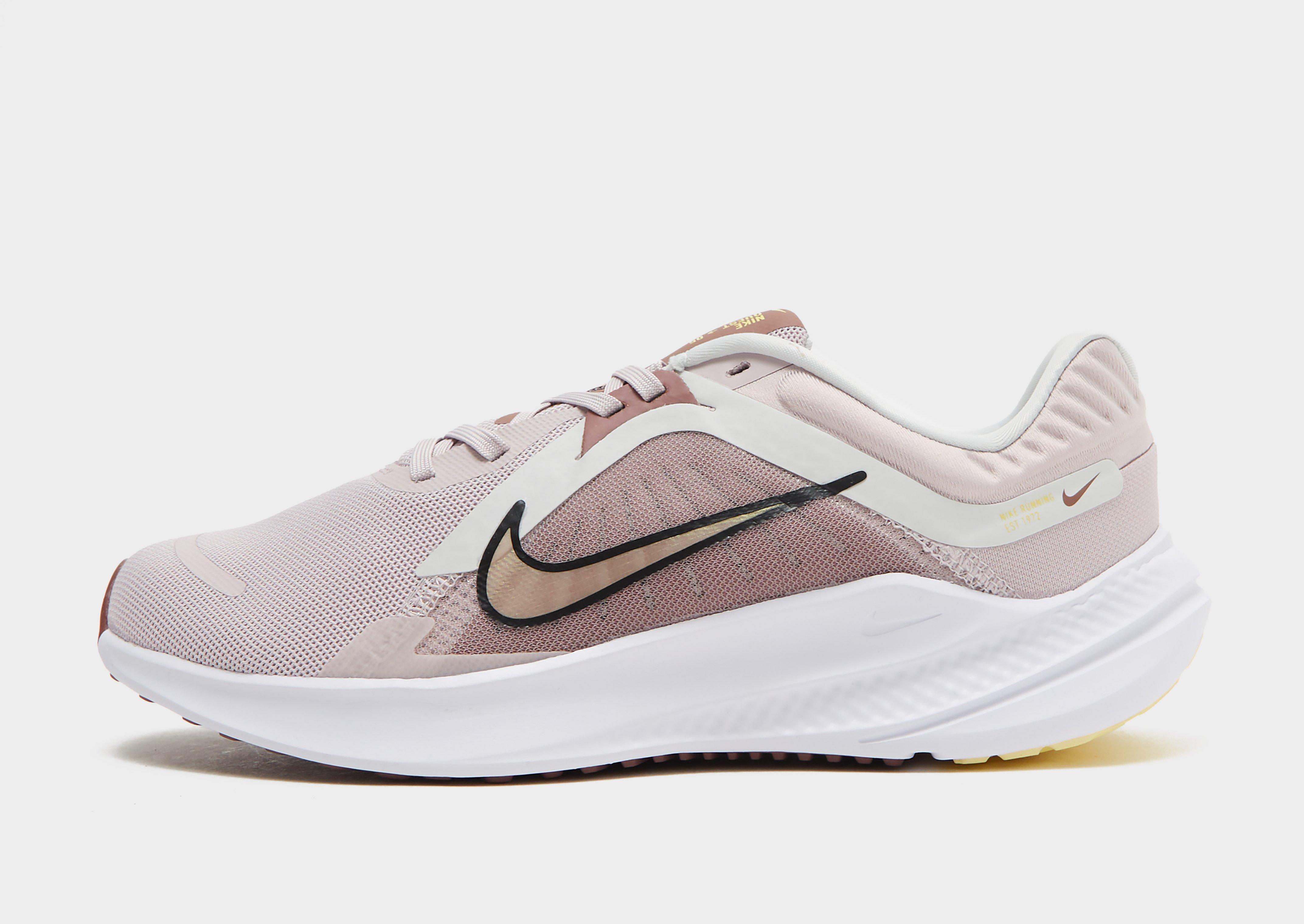 Preços baixos em Nike Rosa Regular Activewear para mulheres