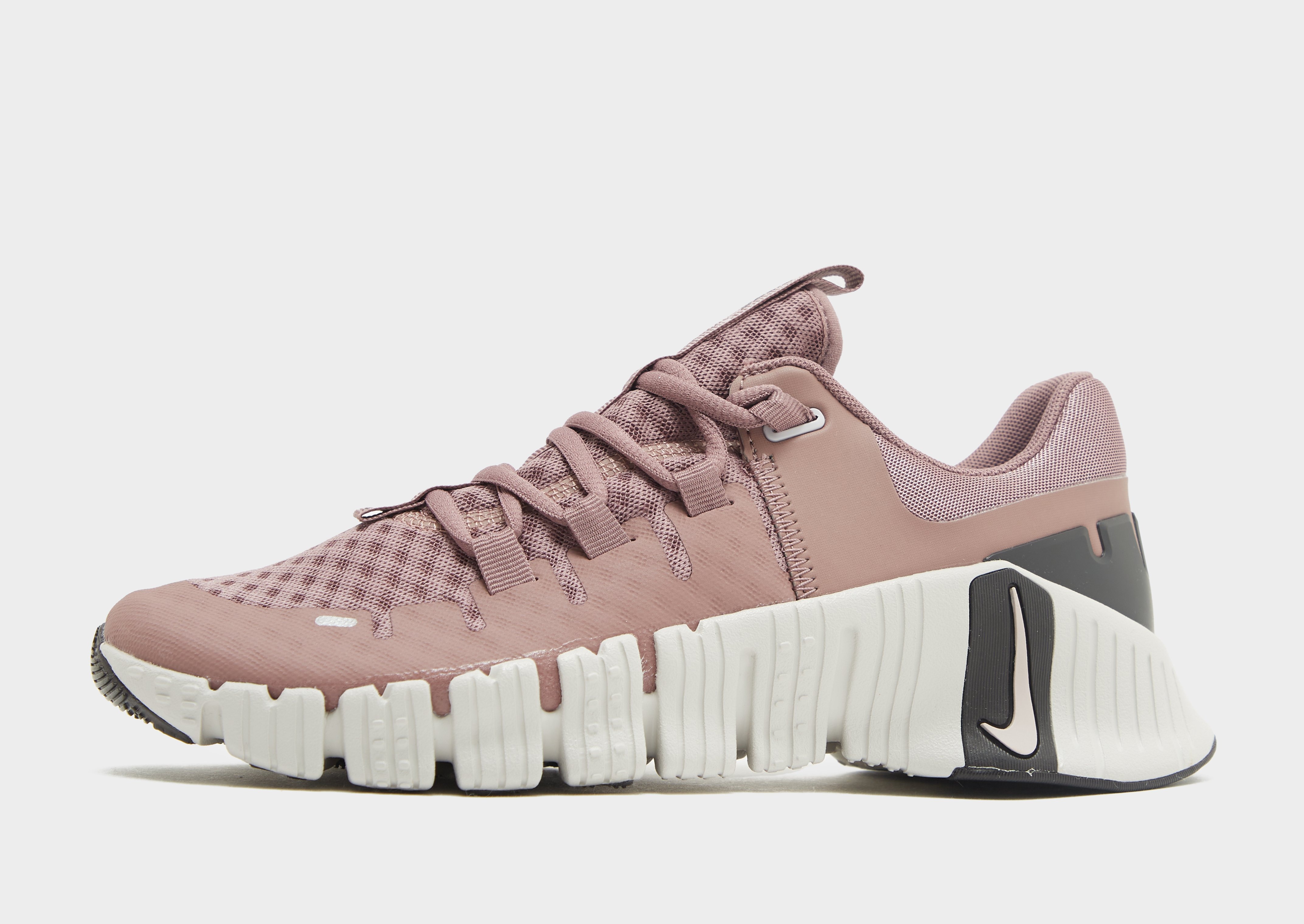 Nike free x metcon pink on sale