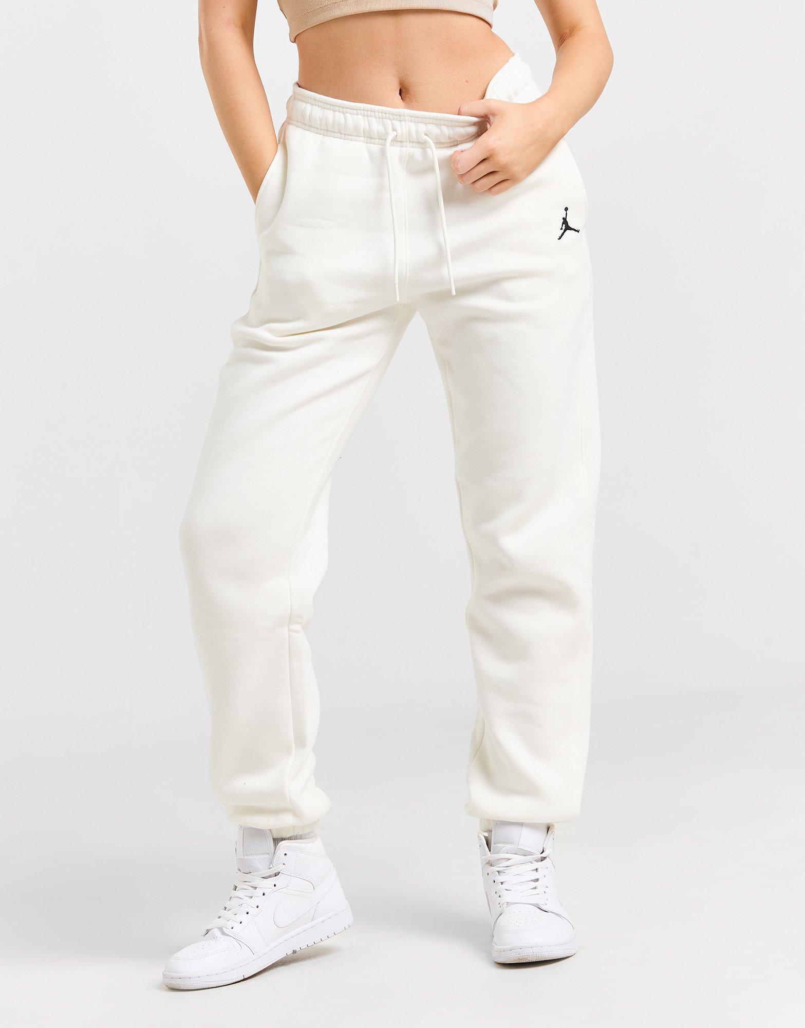 White deals jordan sweatpants