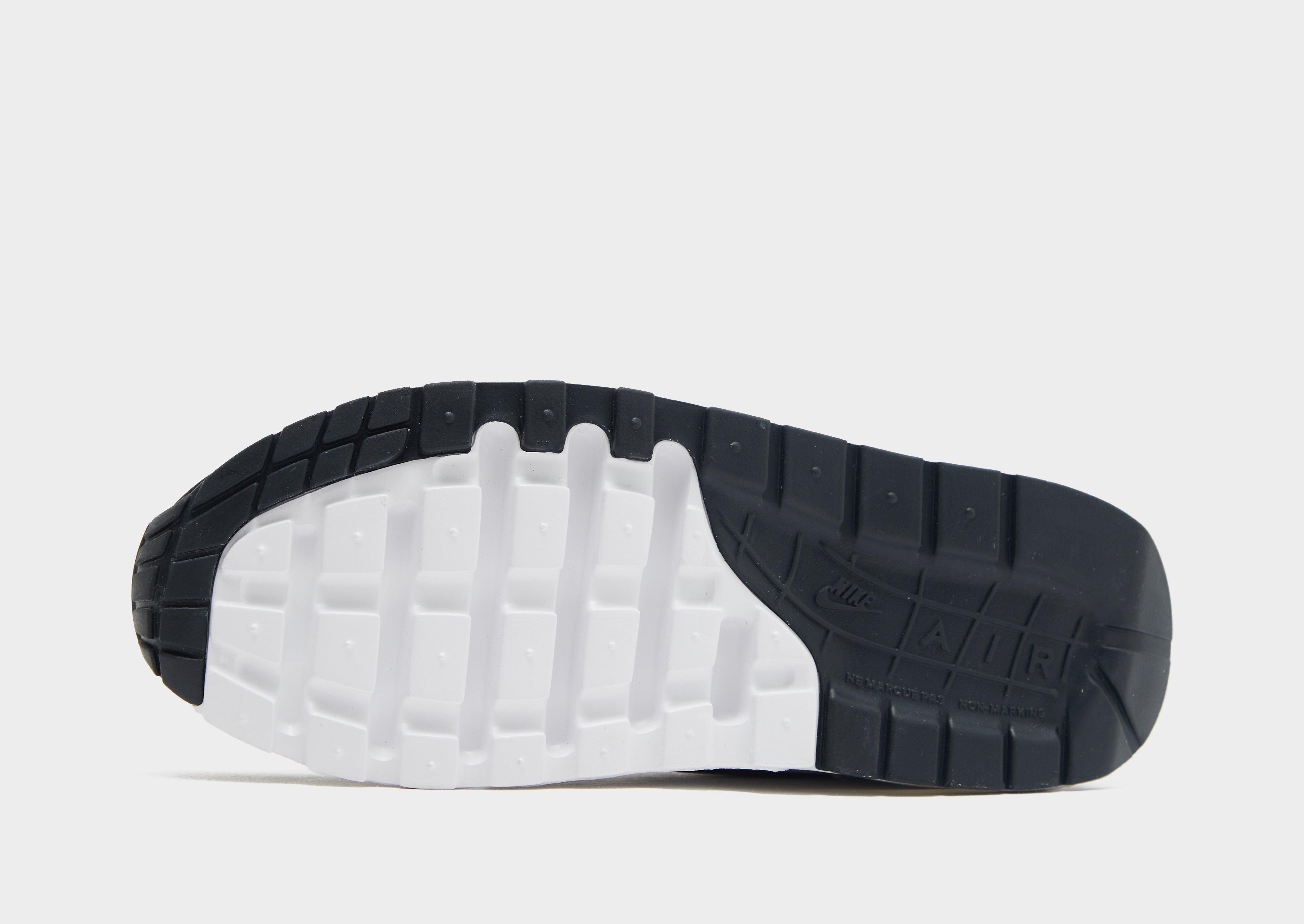 all black 270 flyknit