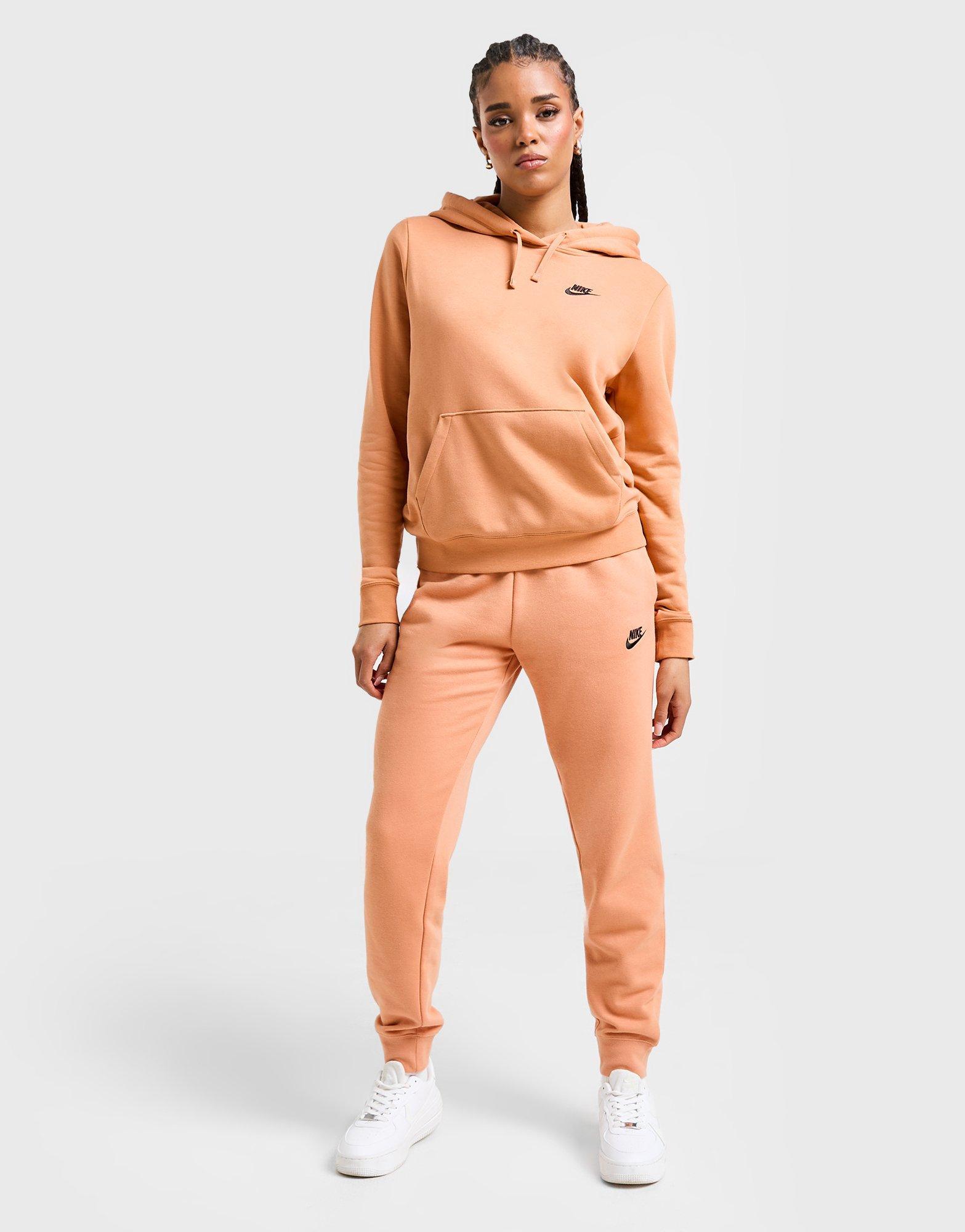 Nike Club Essential Track Pants