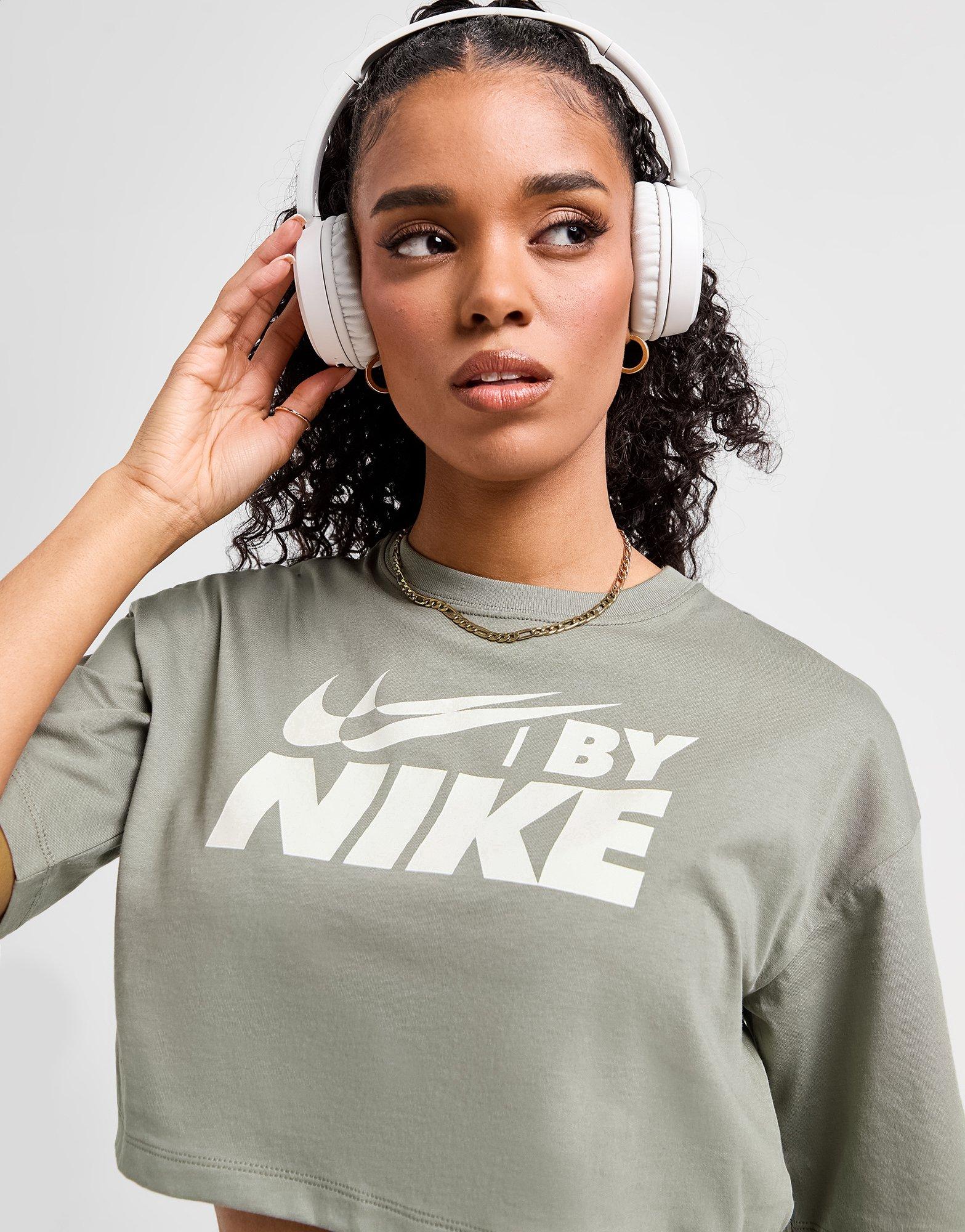 Nike Swoosh Crop T-Shirt