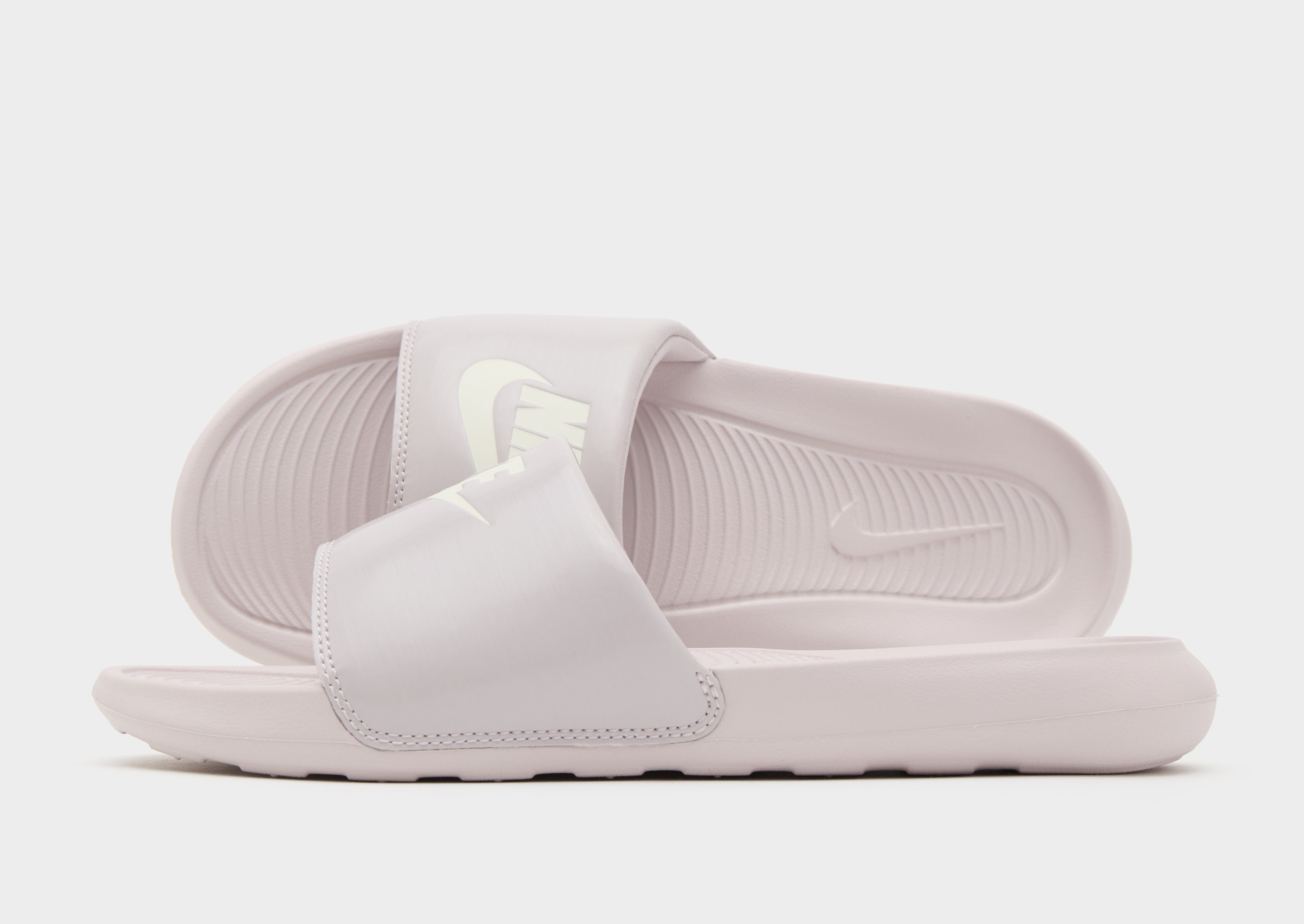 Light purple nike on sale slides