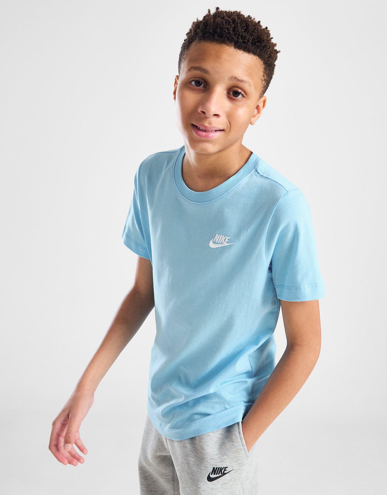 Nike T-Shirt Small Logo