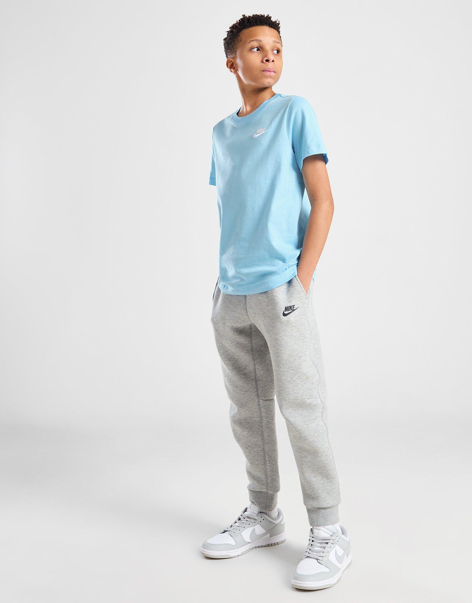 Nike T-Shirt Small Logo