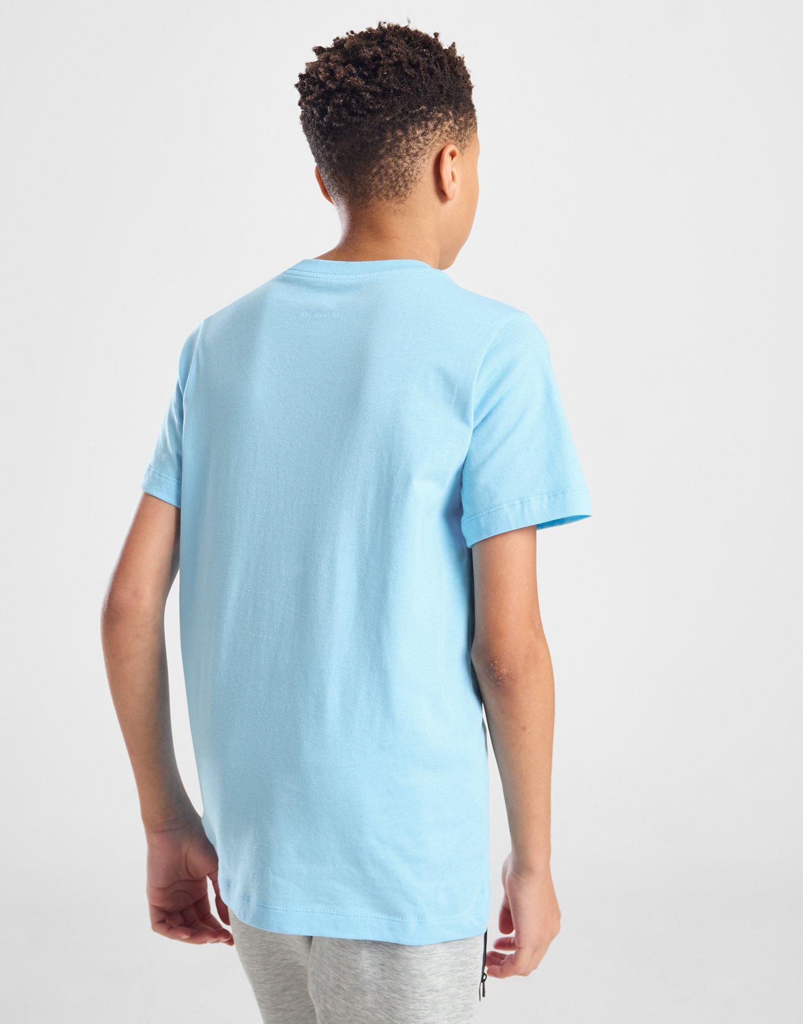 Nike T-Shirt Small Logo