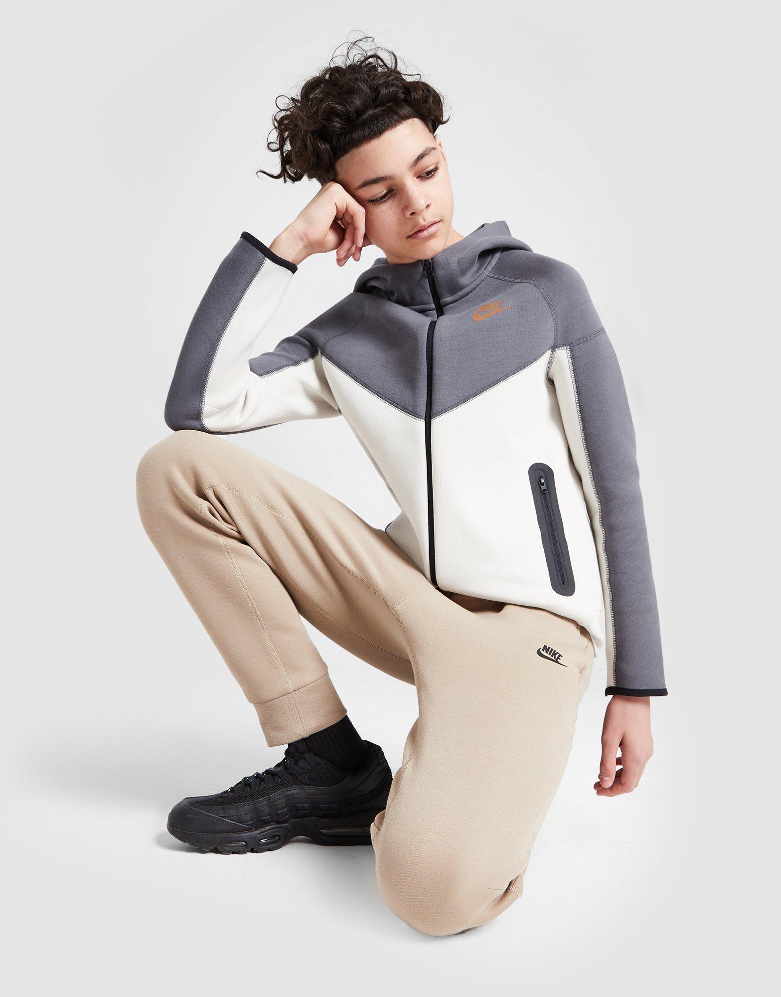 Light grey nike outlet tech fleece