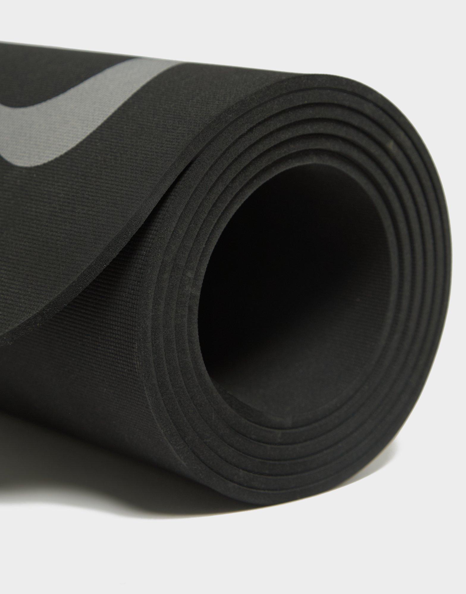 Nike 4mm Reversible Yoga Mat em Preto