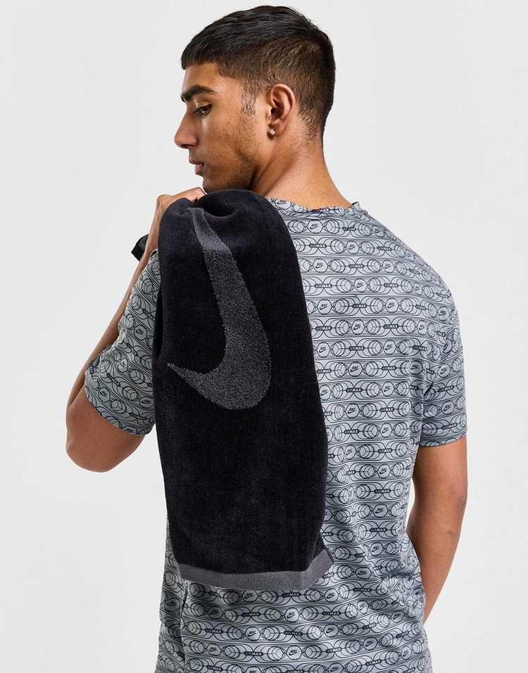 Nike Medium Sport Towel