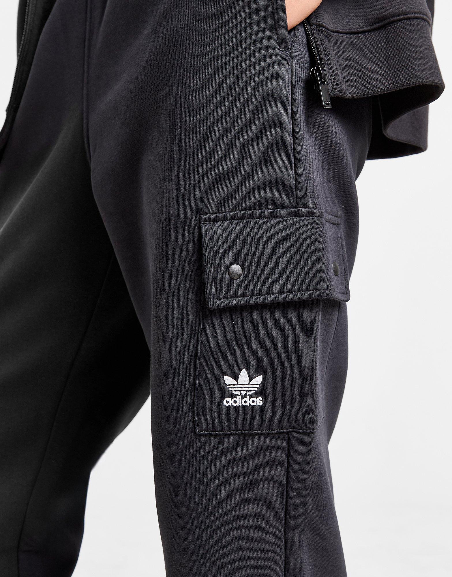 adidas Originals Essential Cargo Joggers