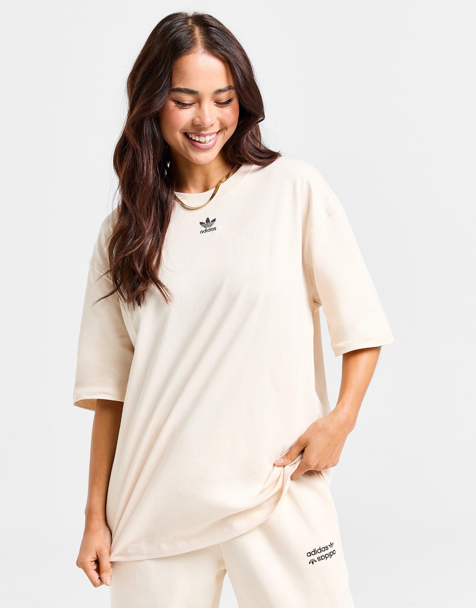 adidas Originals Essential Boyfriend T-Shirt
