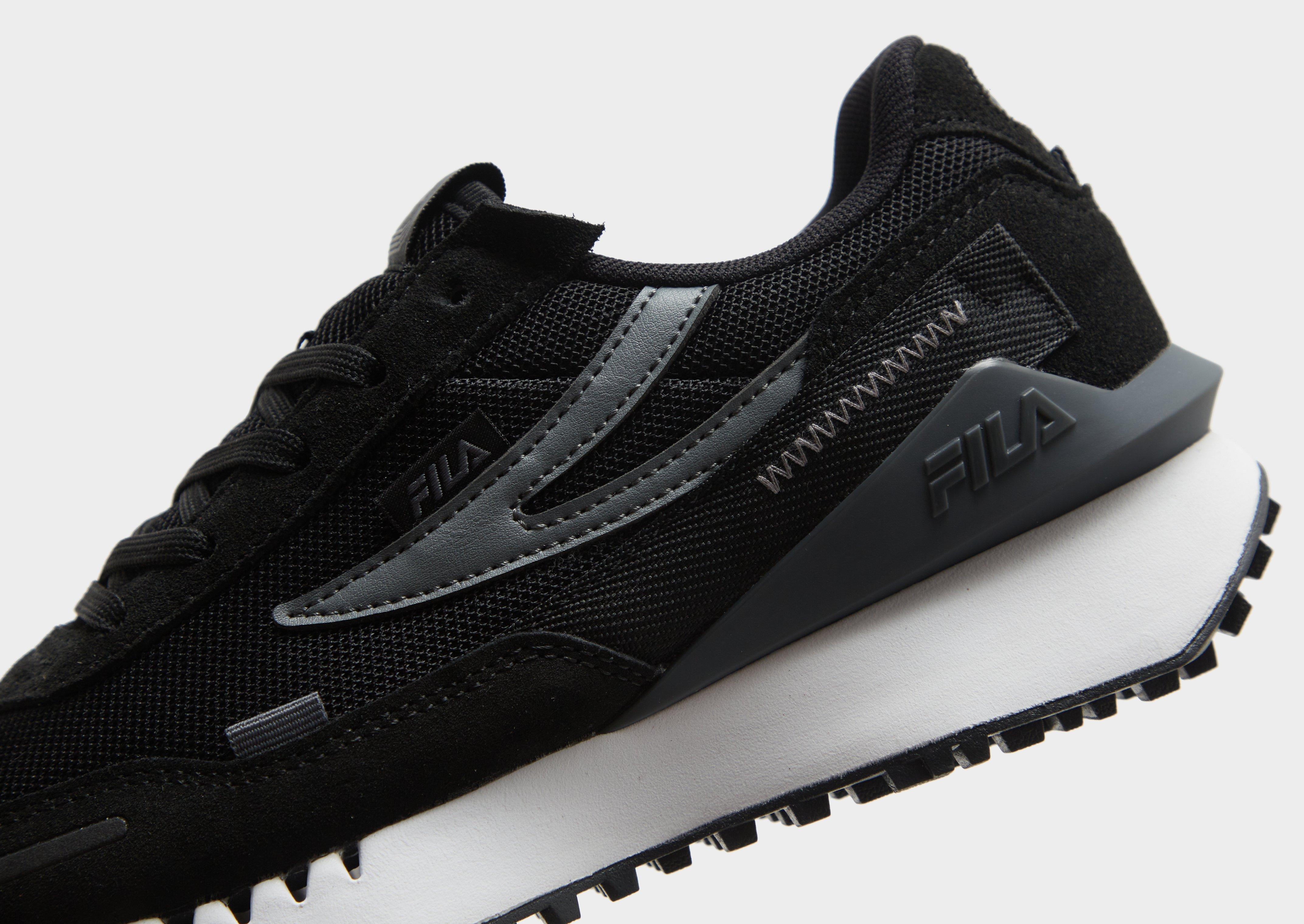 Fila trainers junior black hot sale