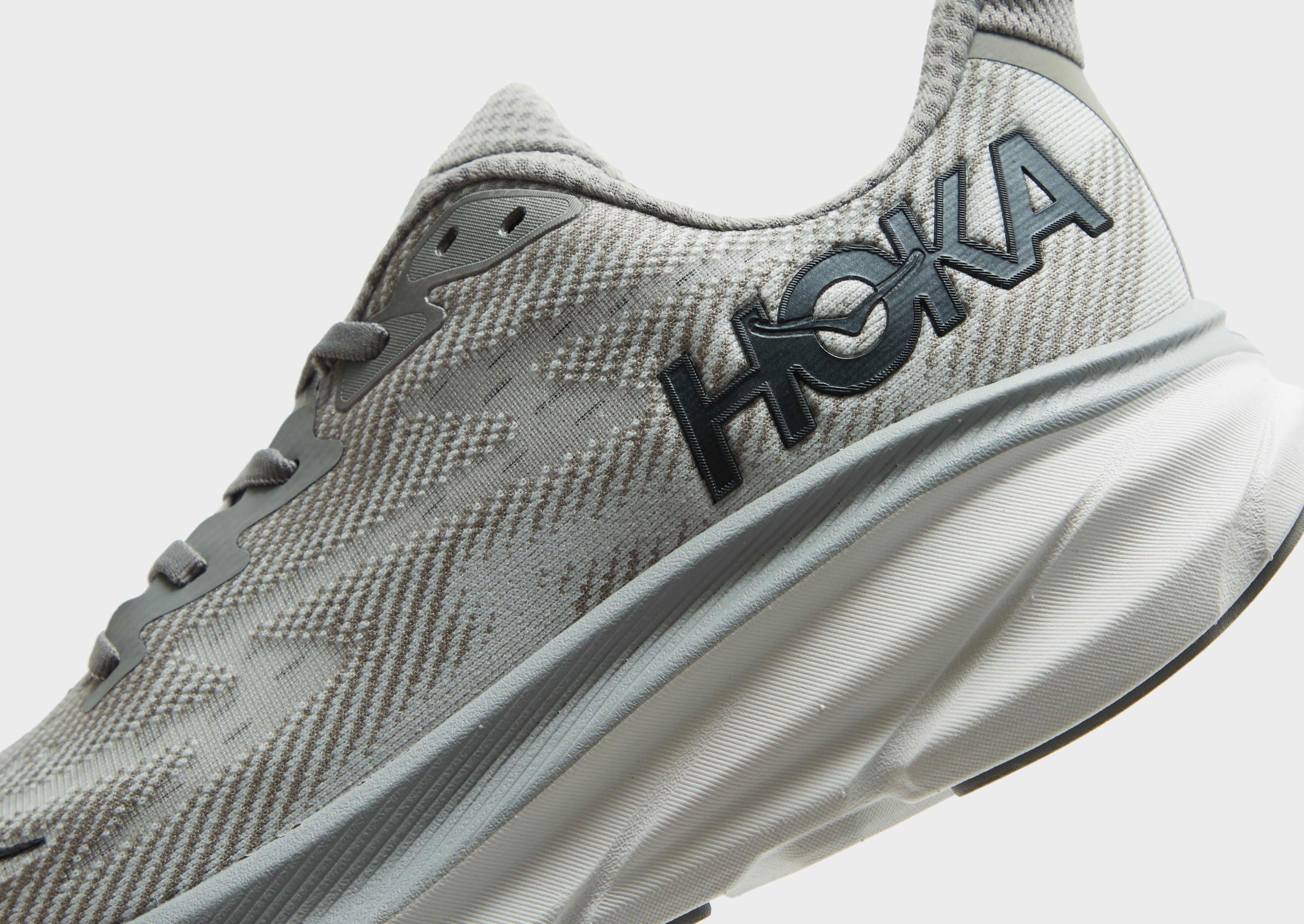Hoka Clifton 9