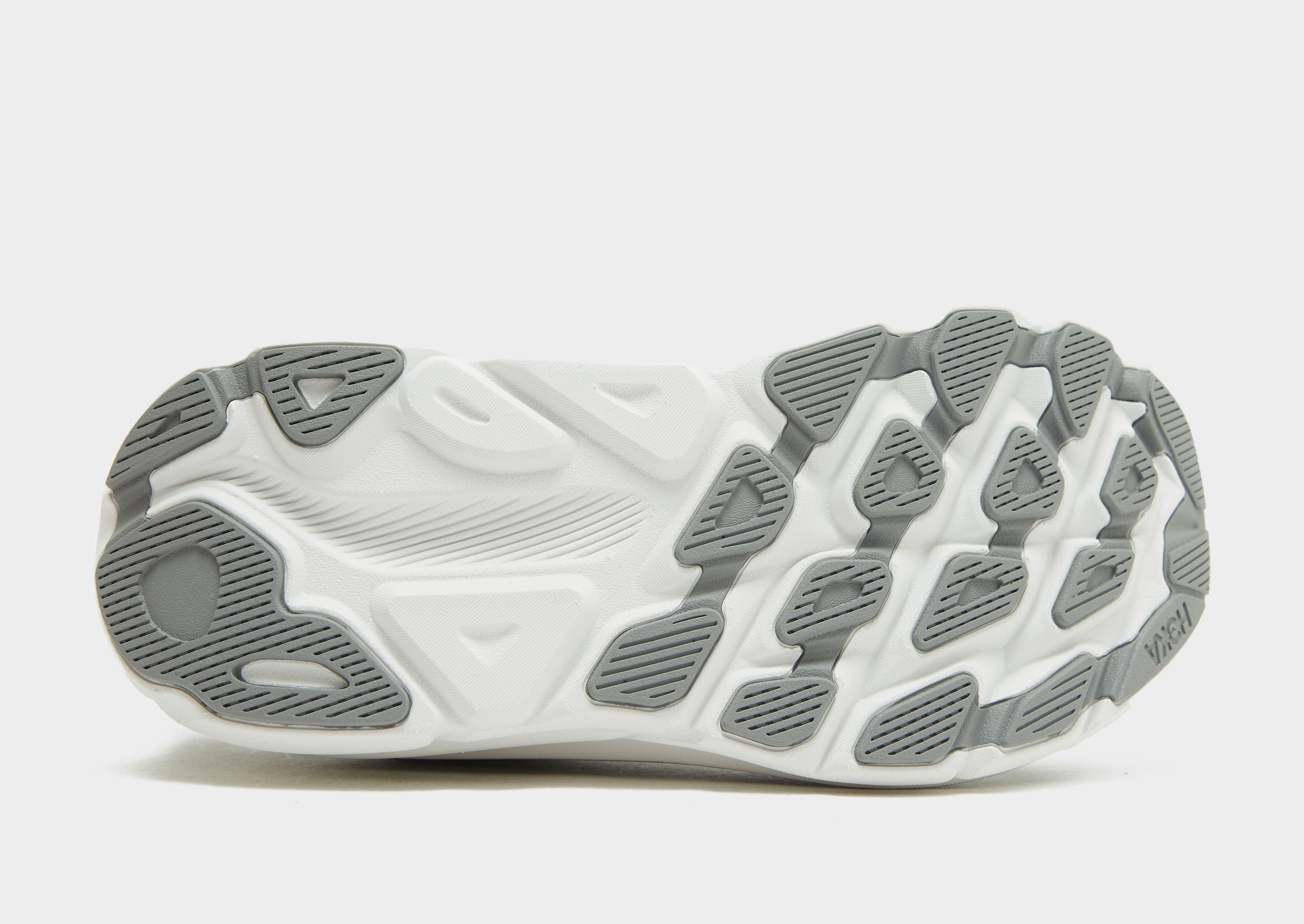 Hoka Clifton 9