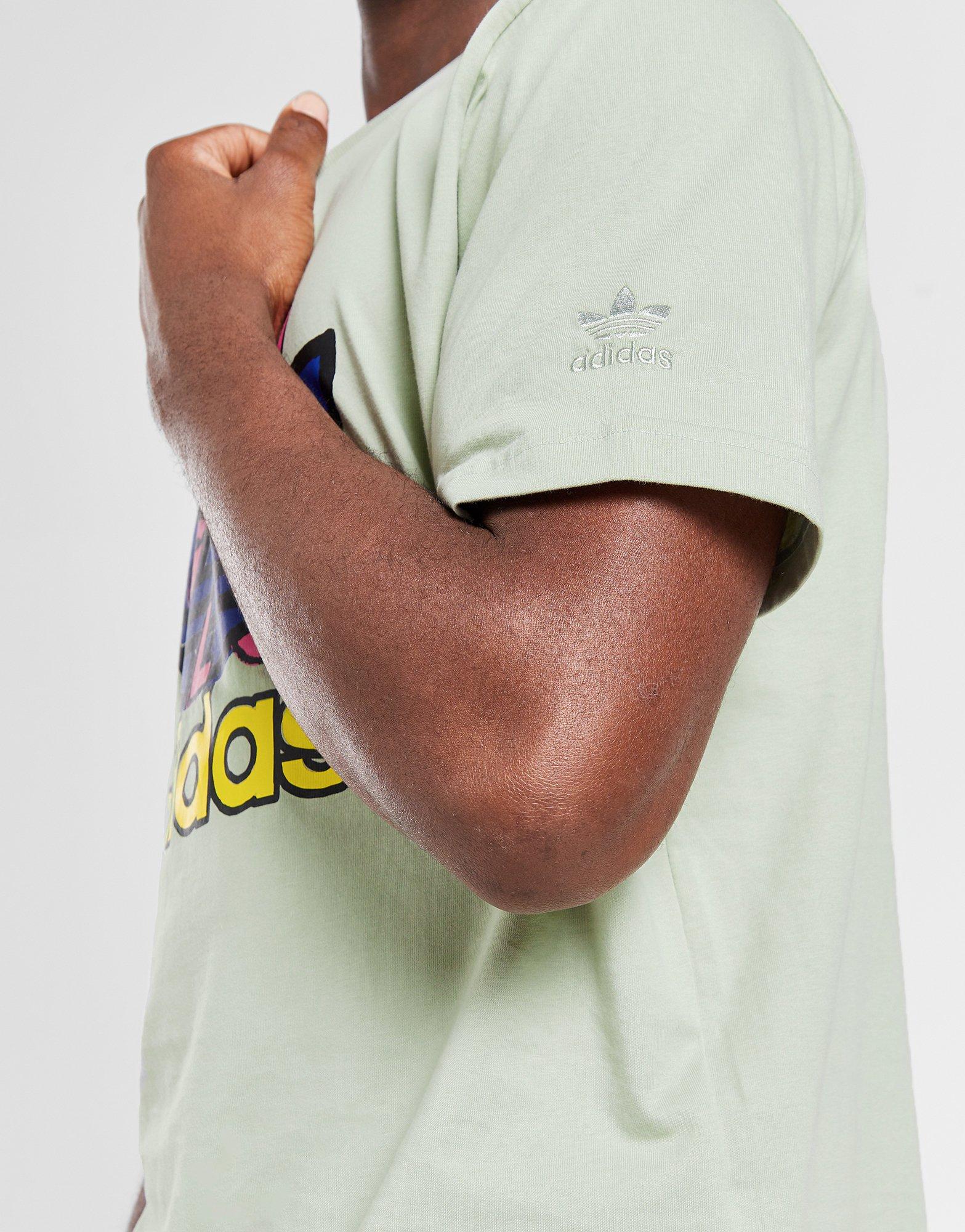 adidas Originals Large Trefoil Graphic T-Shirt
