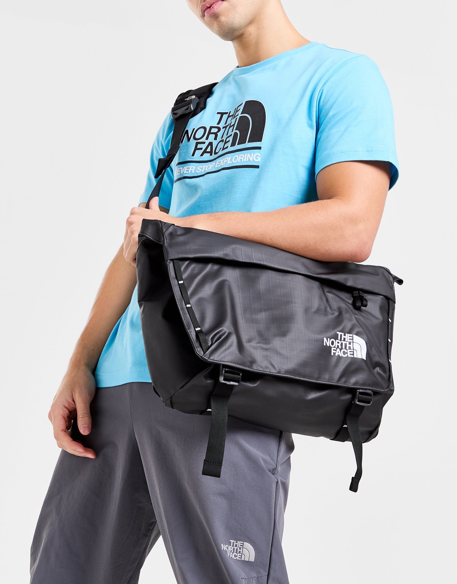 North face 2025 messenger bag small