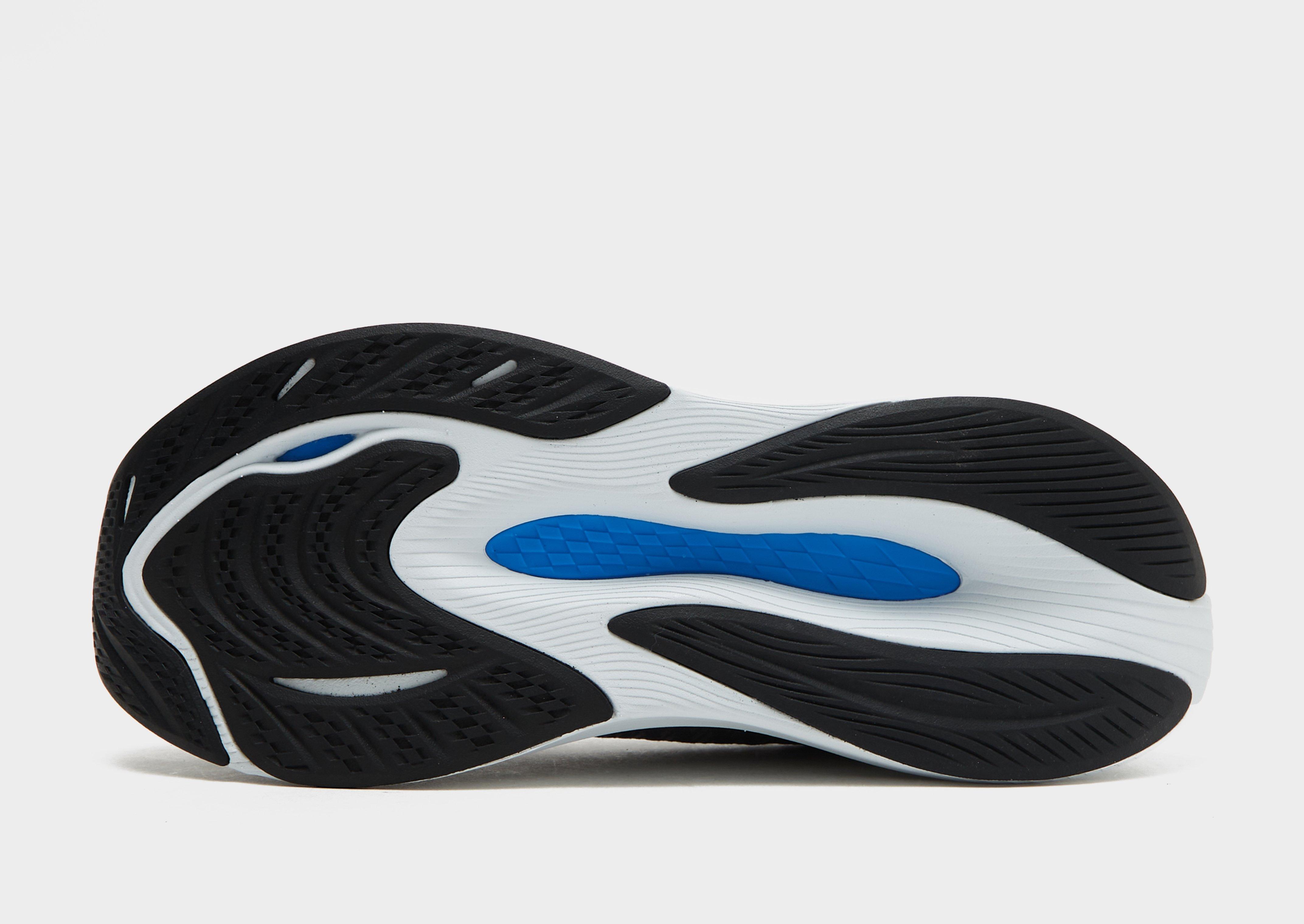 New Balance FuelCell Propel v4