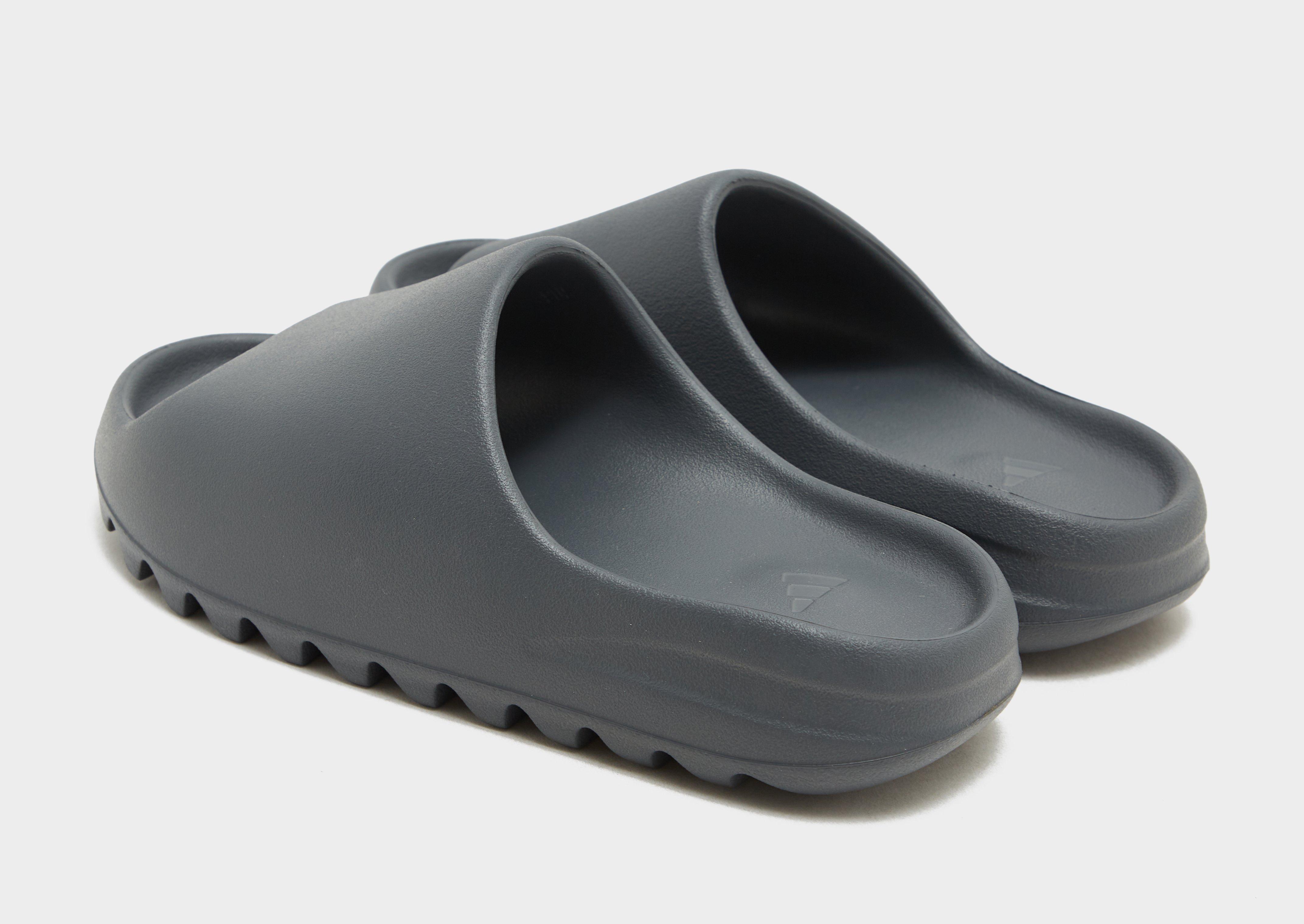 adidas YEEZY Slide