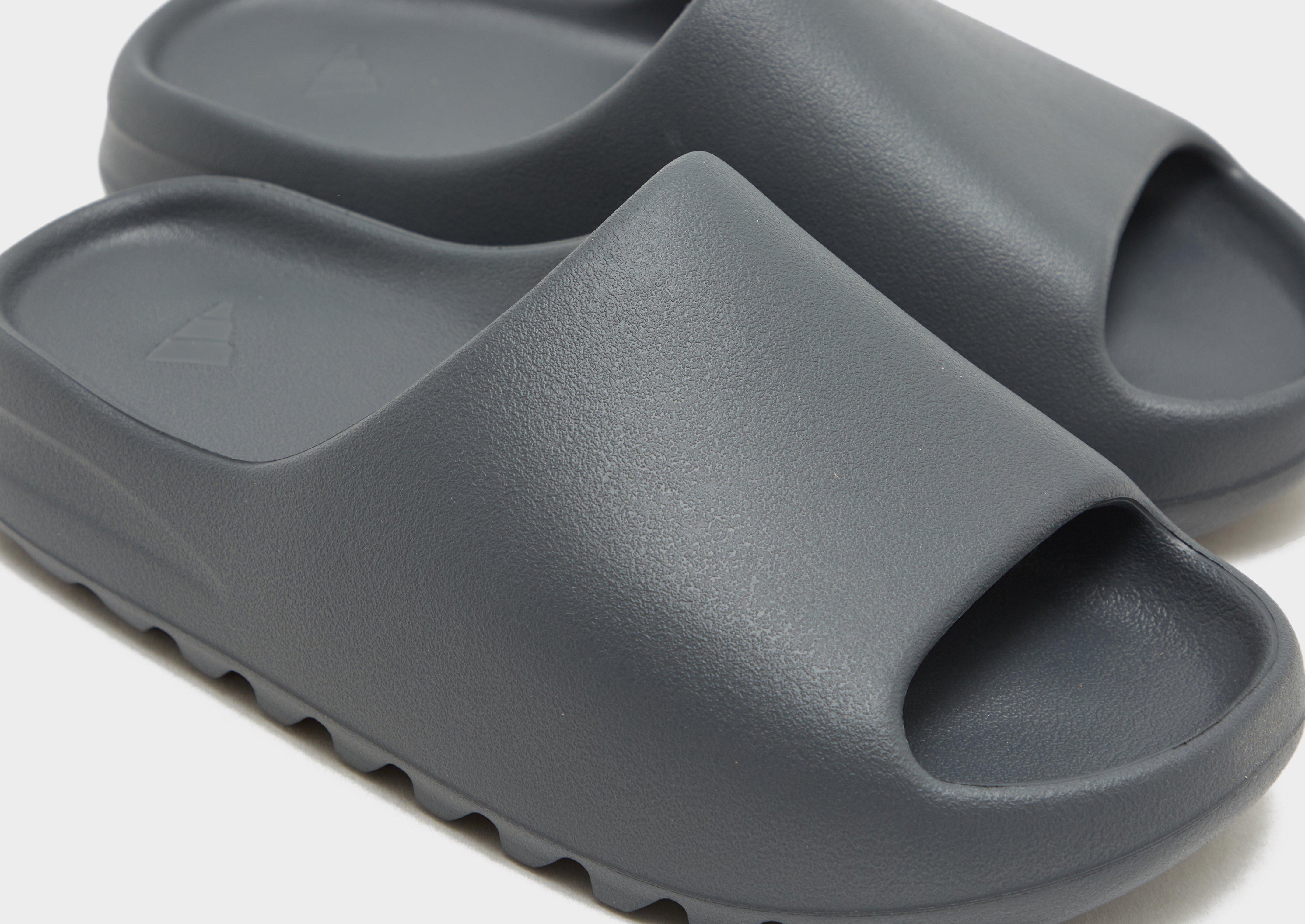 adidas YEEZY Slide