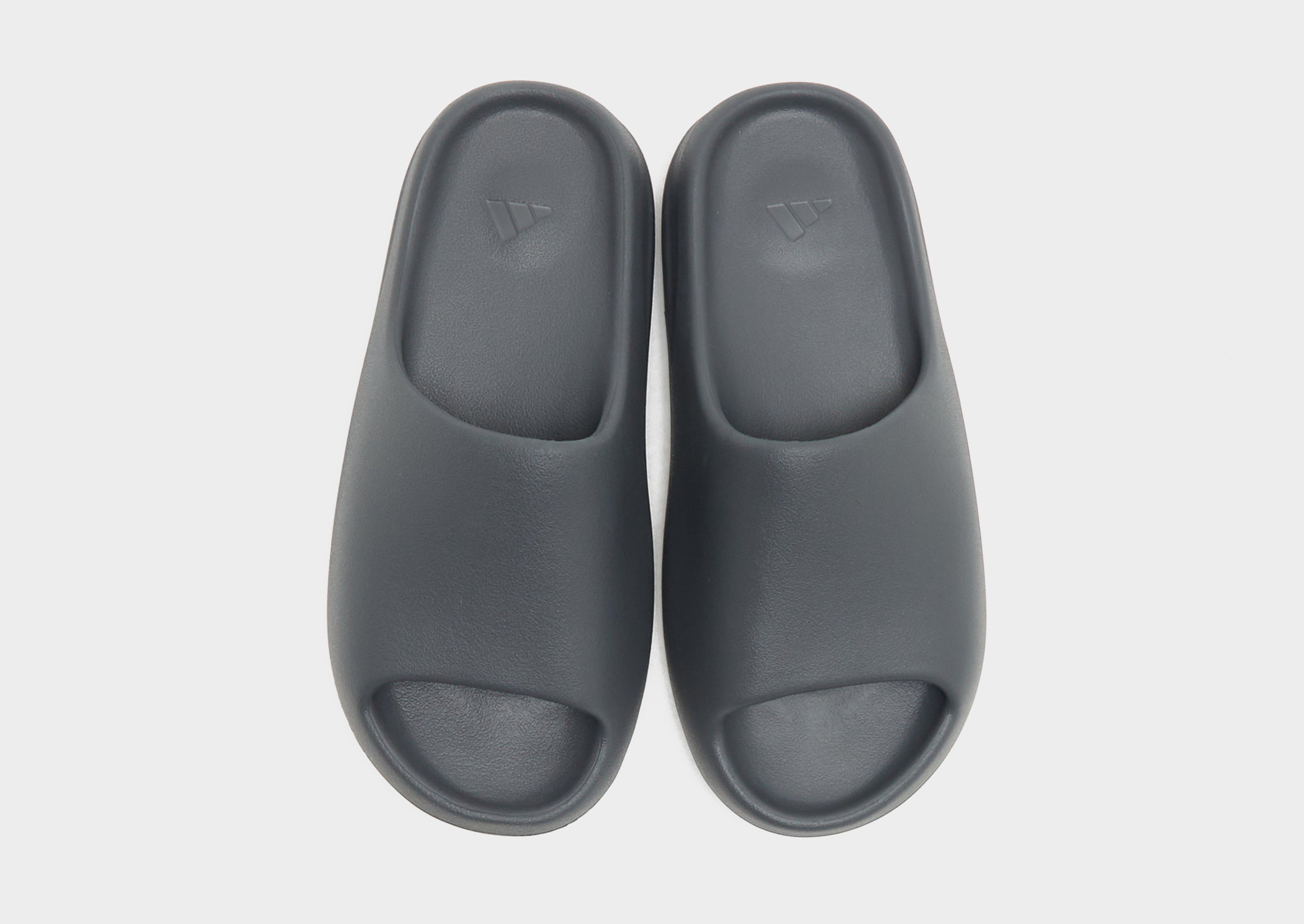adidas YEEZY Slide