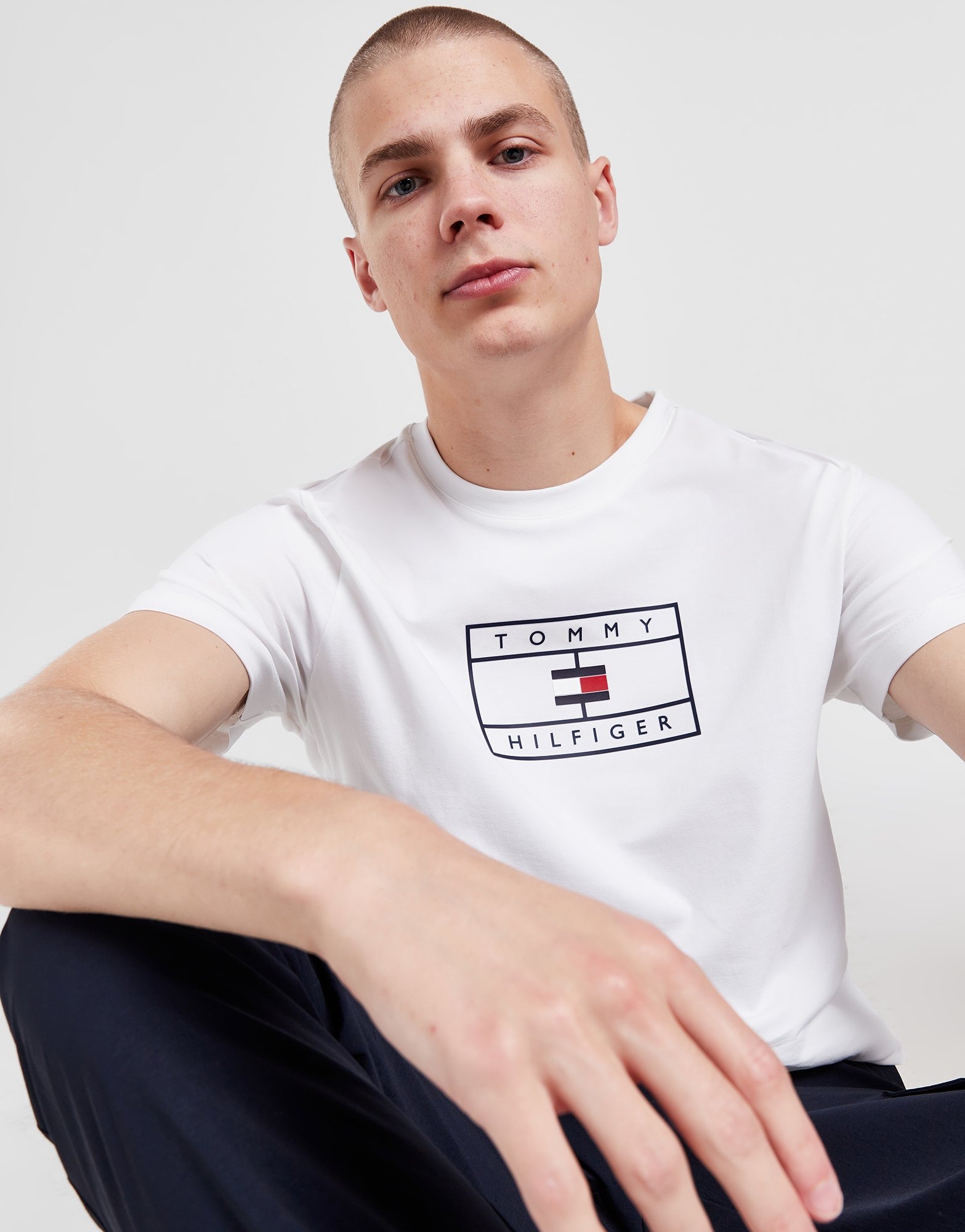 White Tommy Hilfiger Large Logo T-Shirt | JD Sports UK
