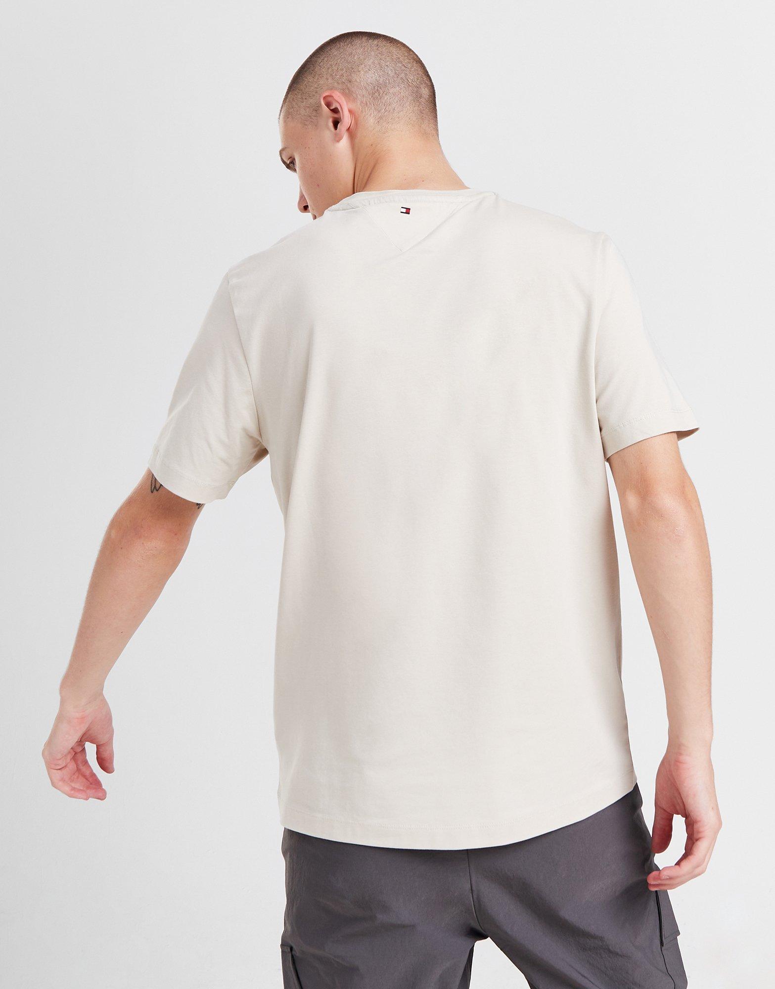 Tommy Hilfiger Small Logo T-Shirt