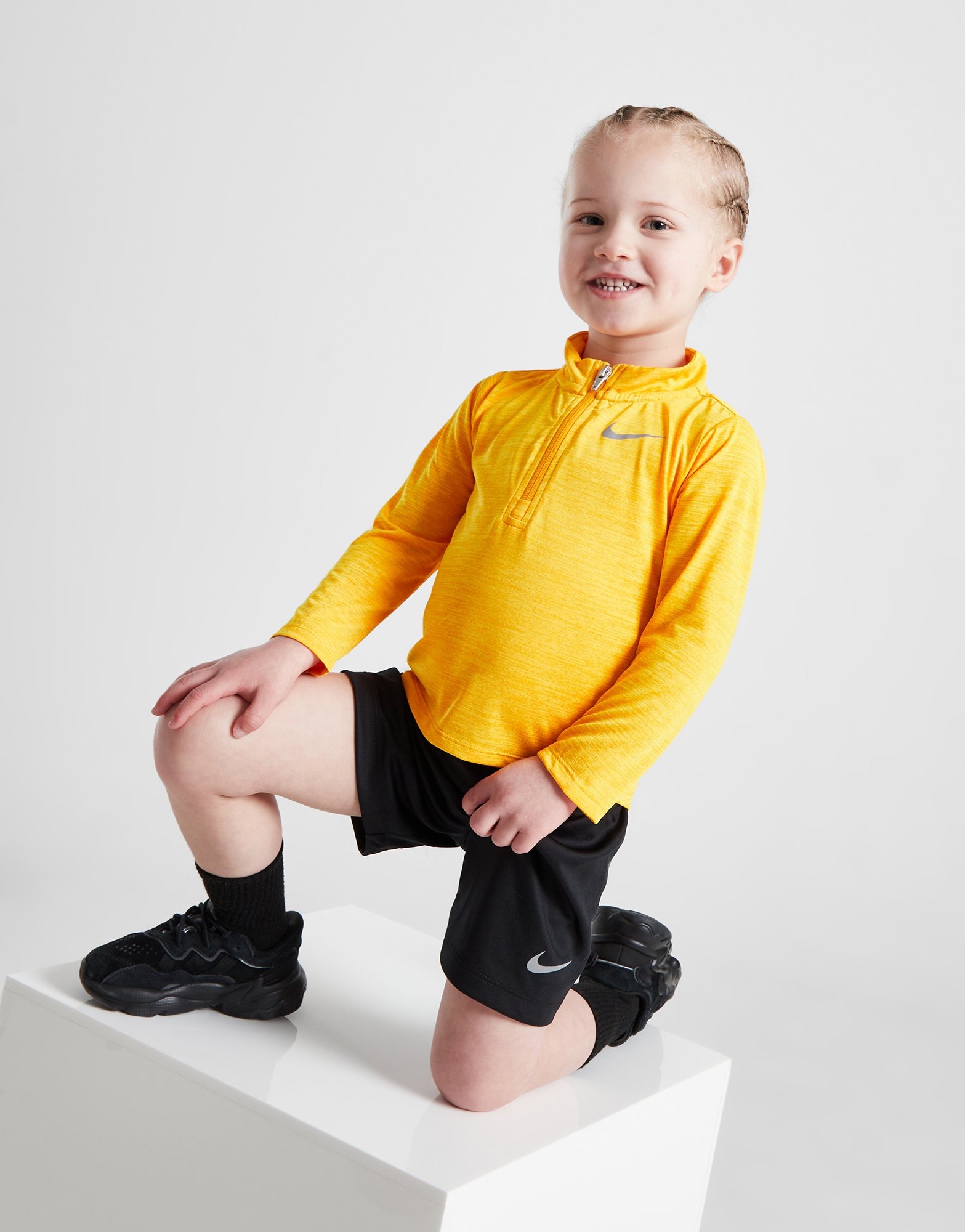 jd sports infant trainers