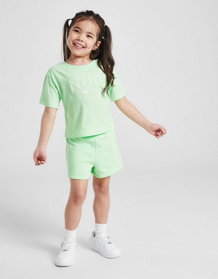 Nike Conjunto de camiseta y pantalón Corto Varsity Girls' Infantil