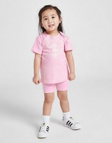 adidas Originals Conjunto de camiseta y pantalón corto Repeat Trefoil Girls' para bebé