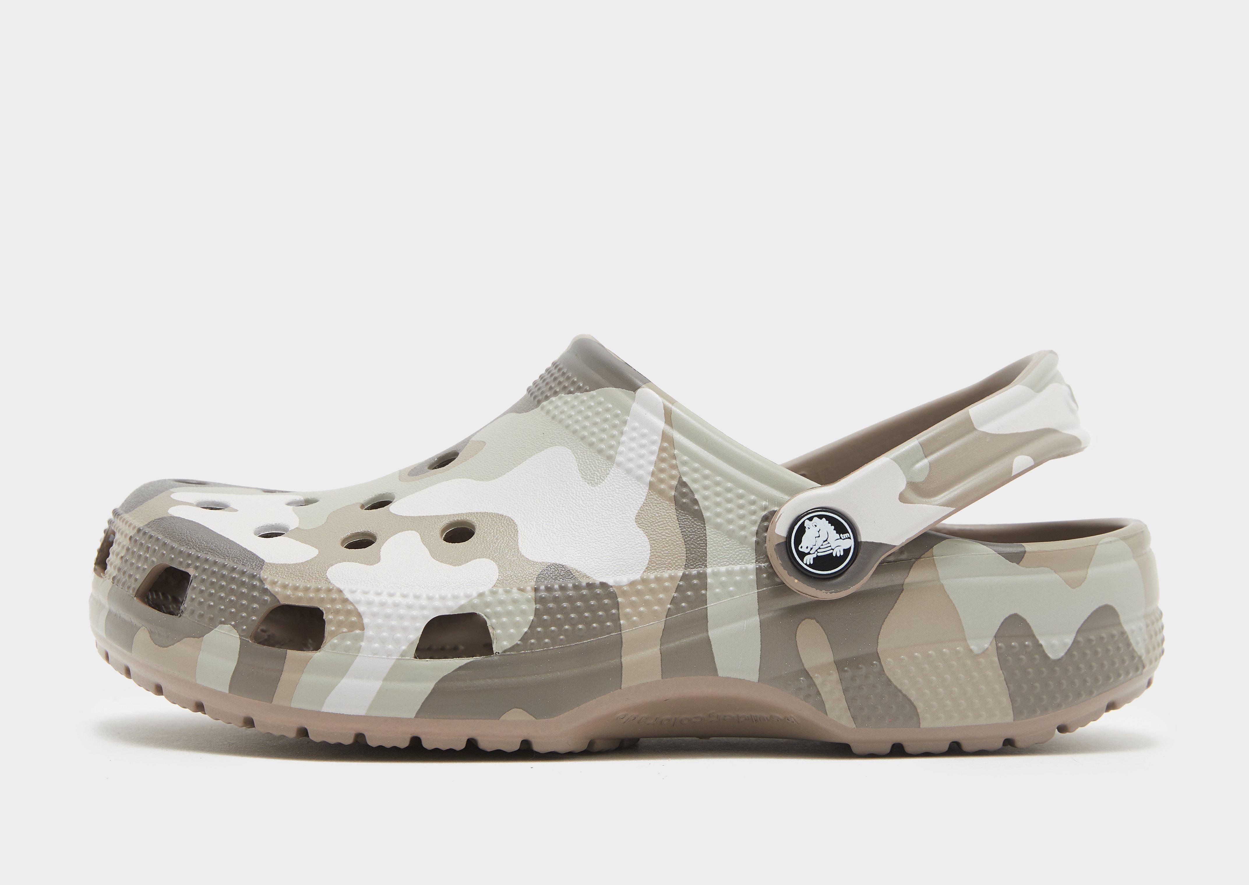 Womens camo outlet crocs