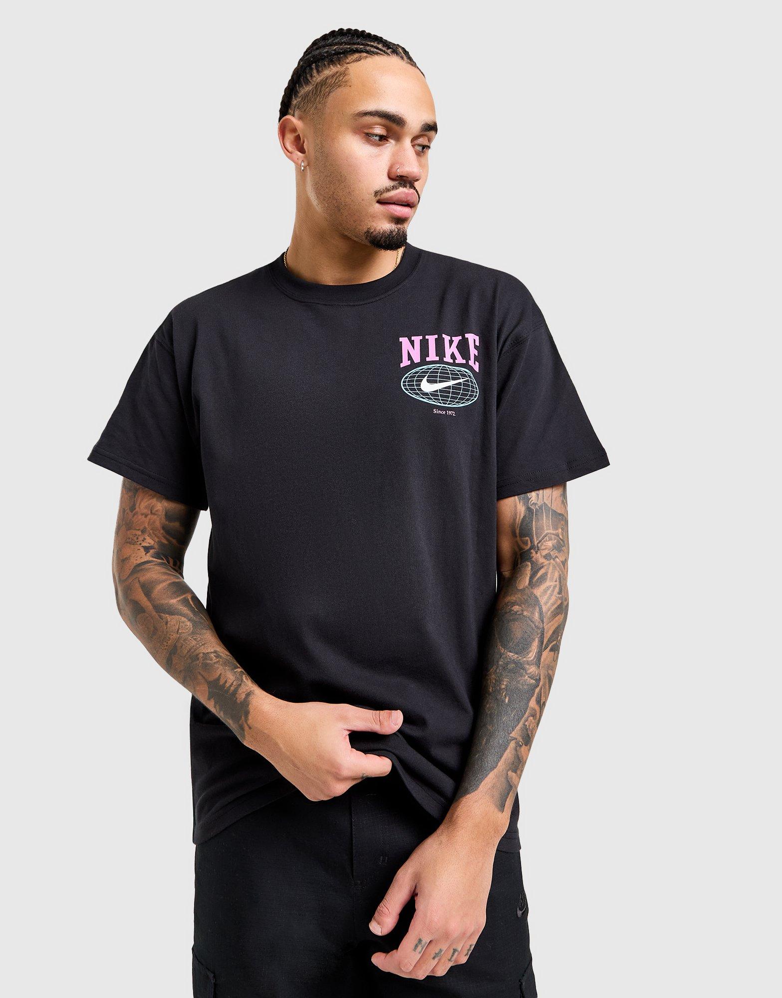 Nike Globe T-Shirt