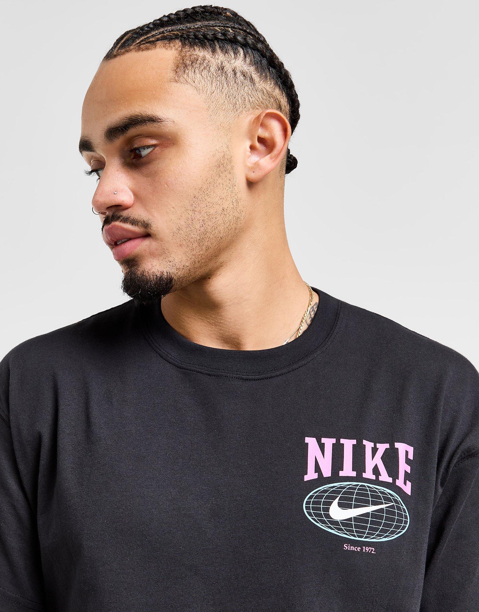 Nike Globe T-Shirt