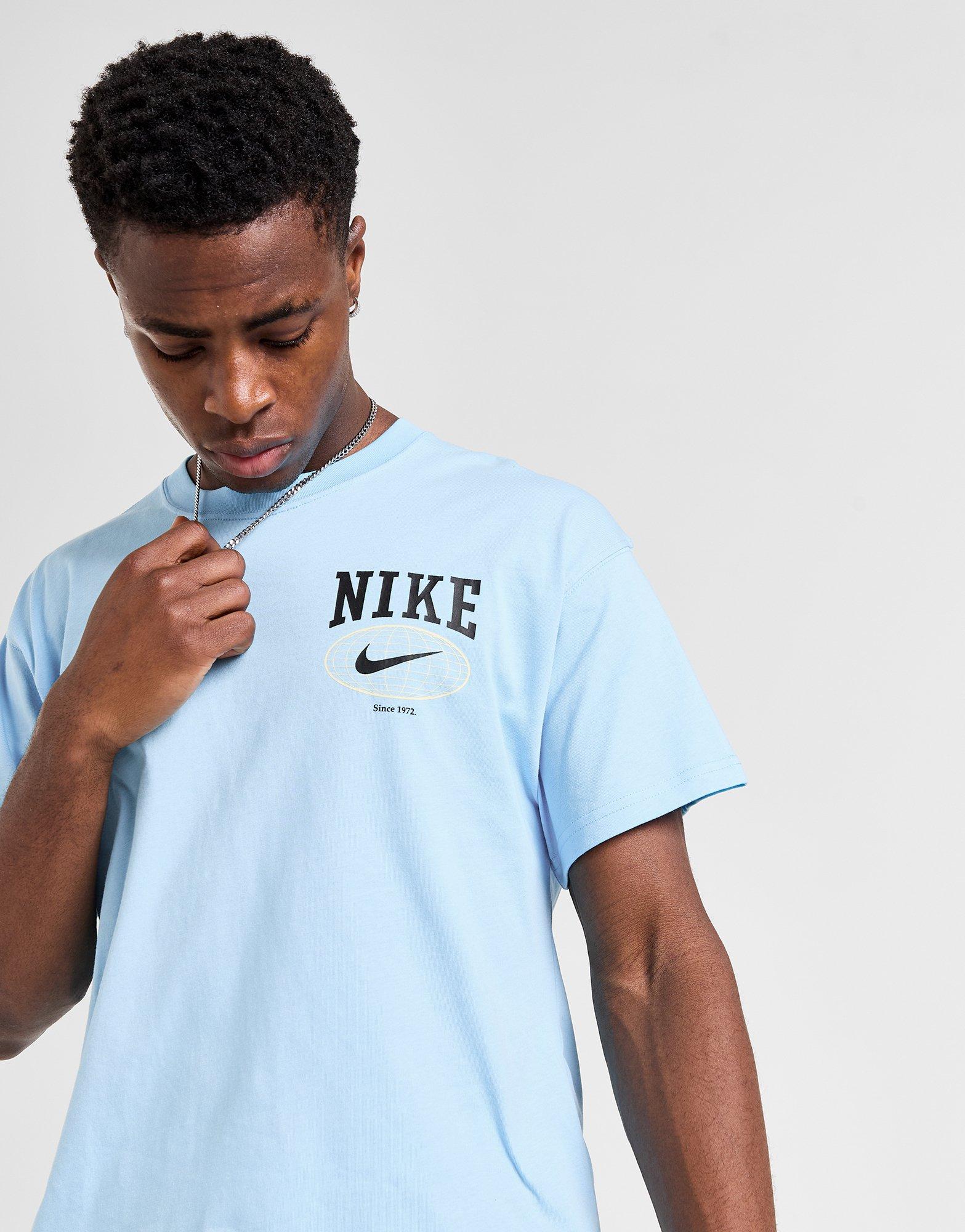 Nike Globe T-Shirt