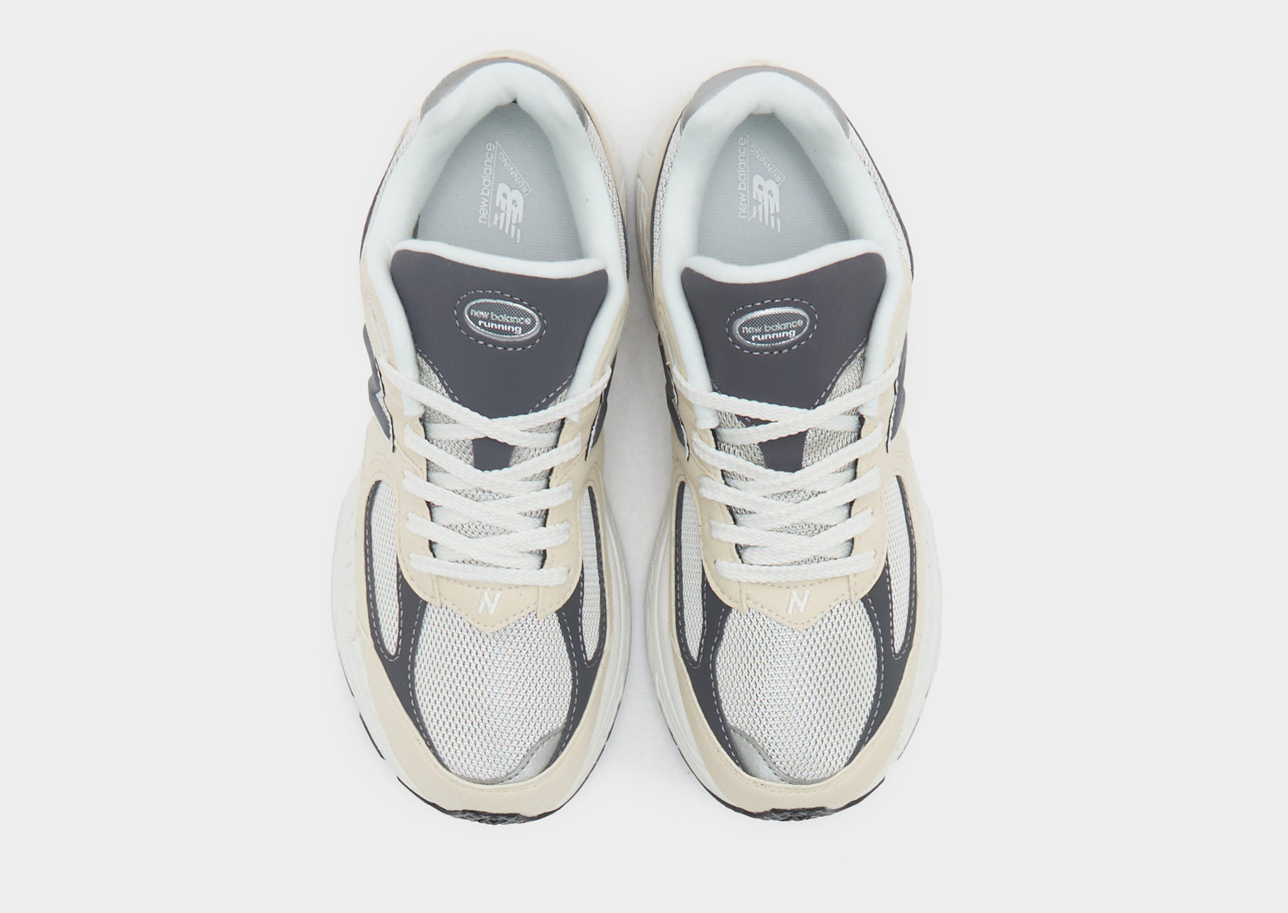 New Balance 2002R Junior