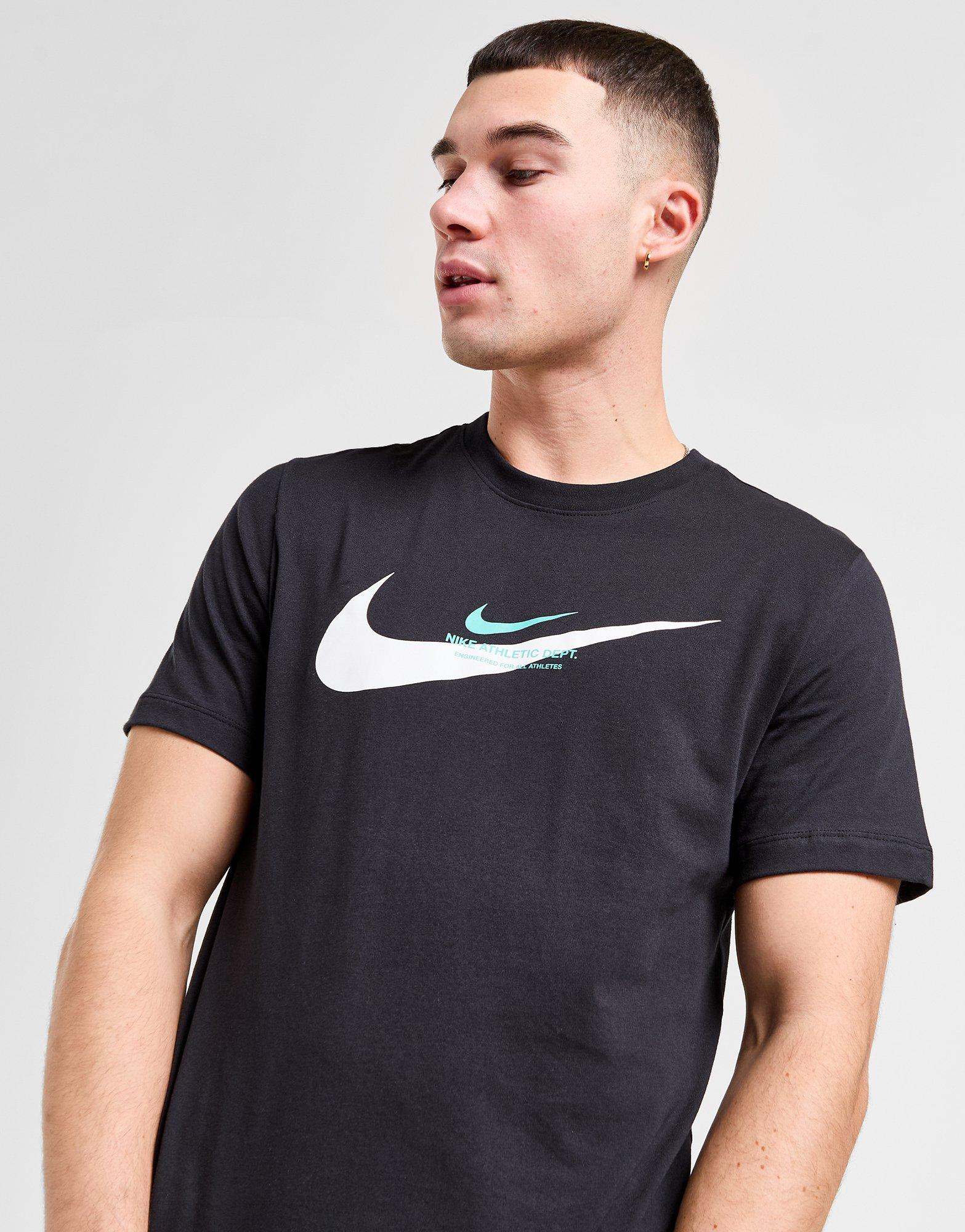 Nike T-Shirt Athletic em Preto