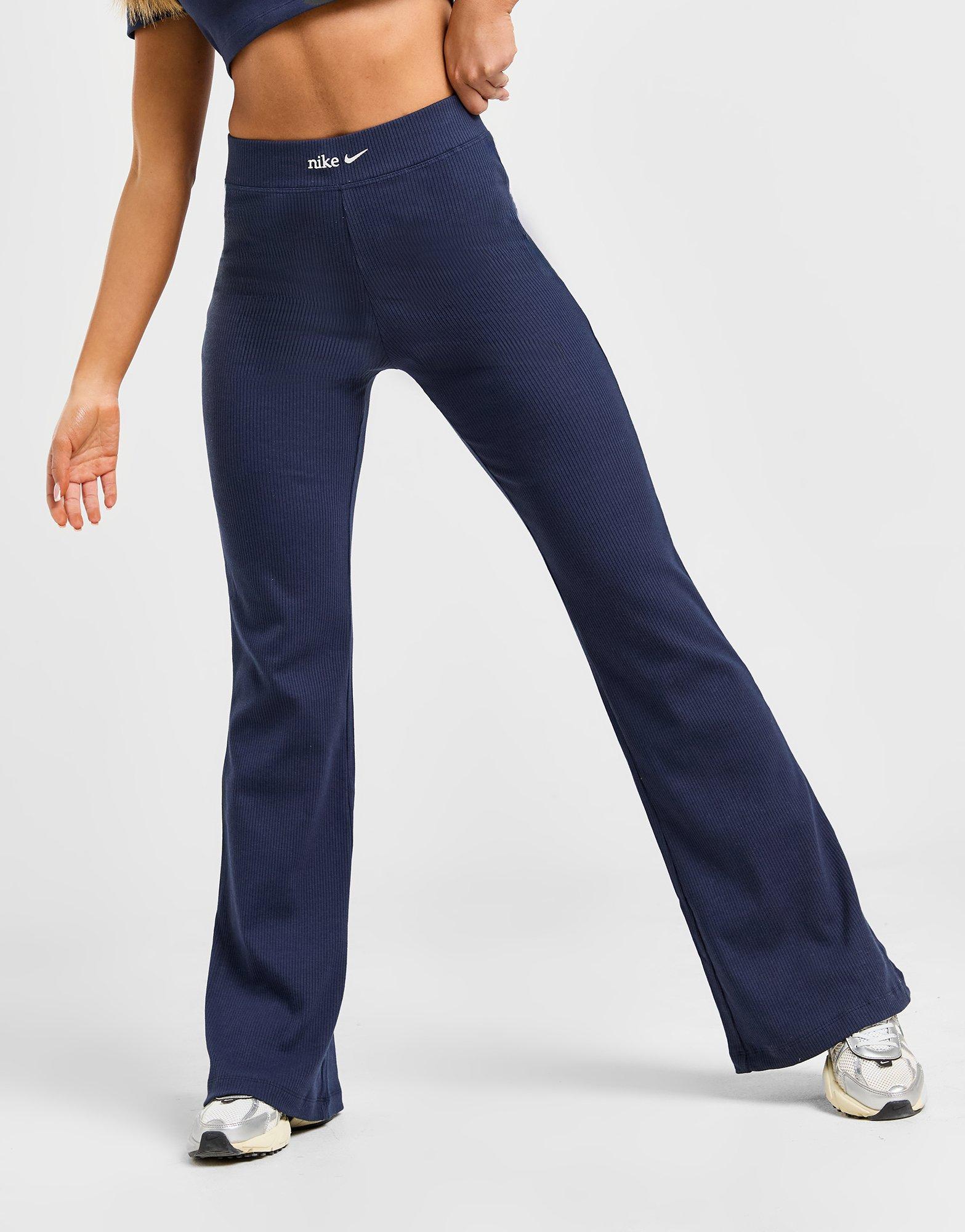 Nike Trend Ribbed Flare Leggings