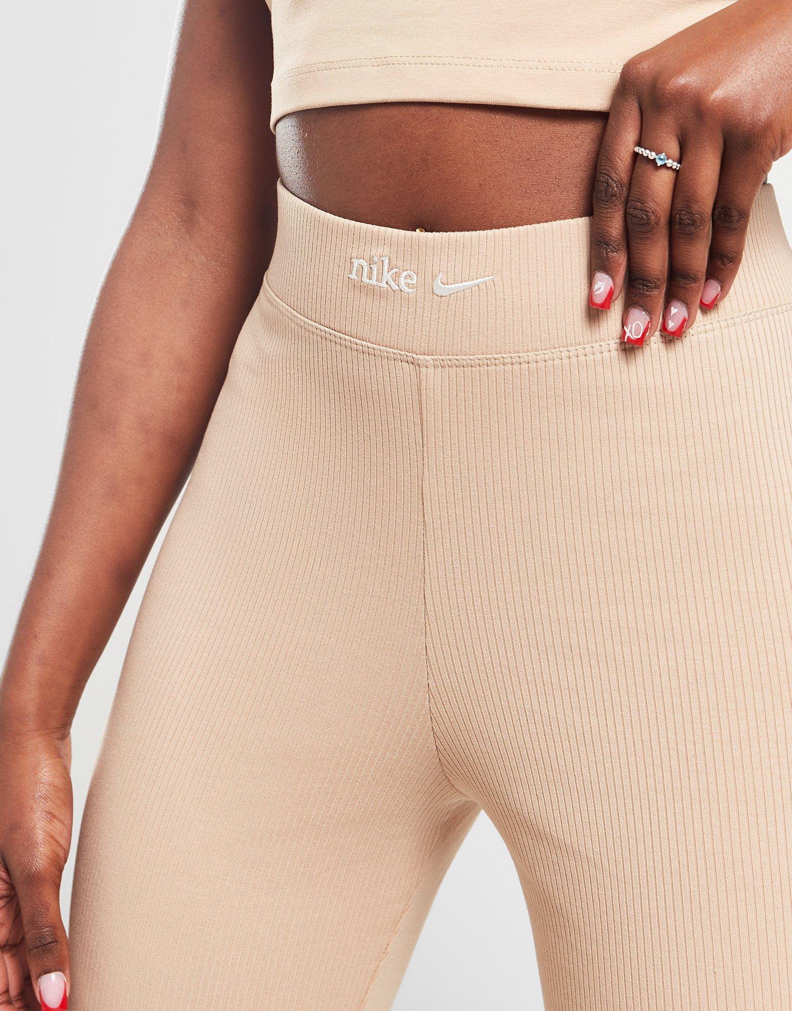 Nike Trend Ribbed Flare Leggings