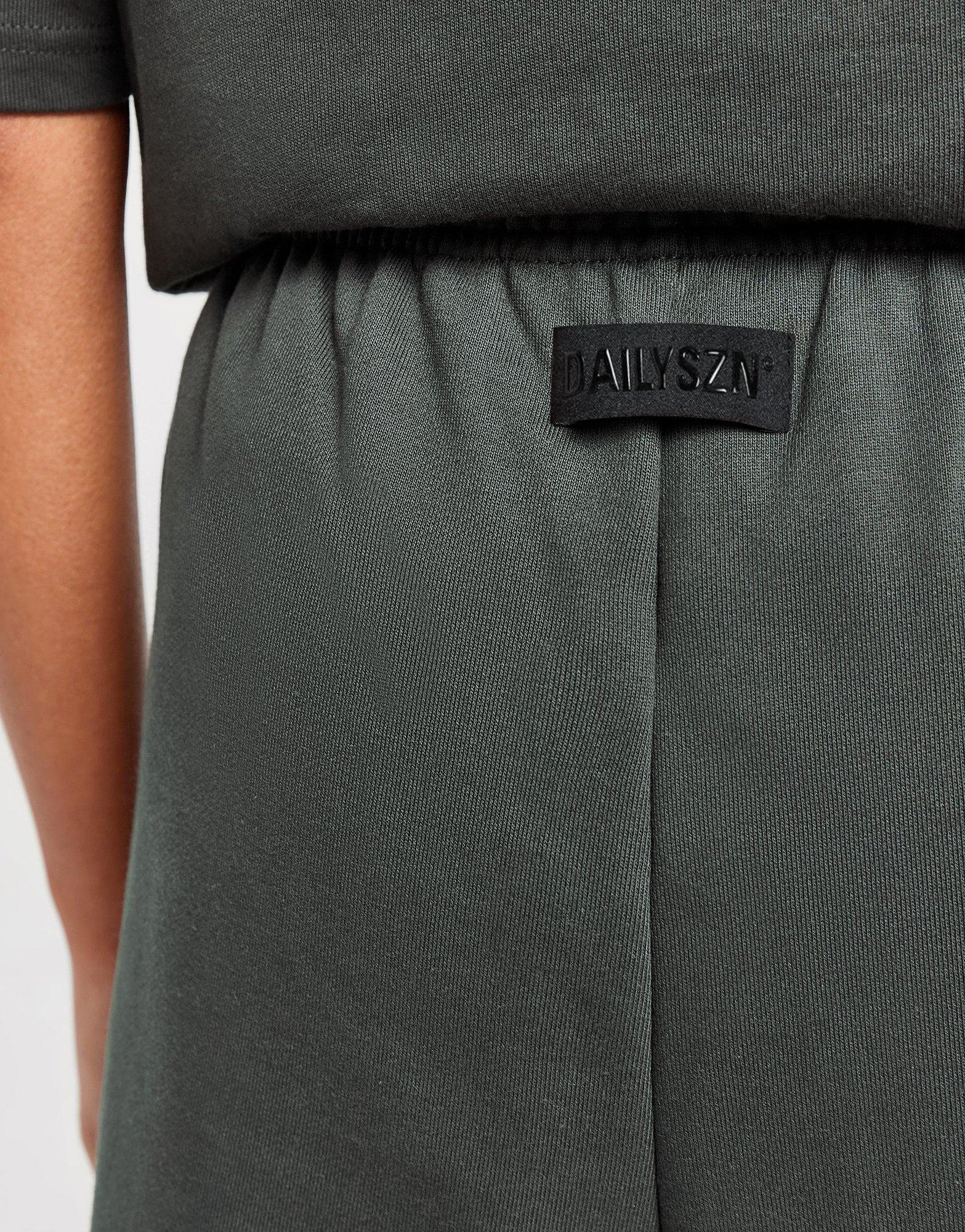 DAILYSZN Shorts