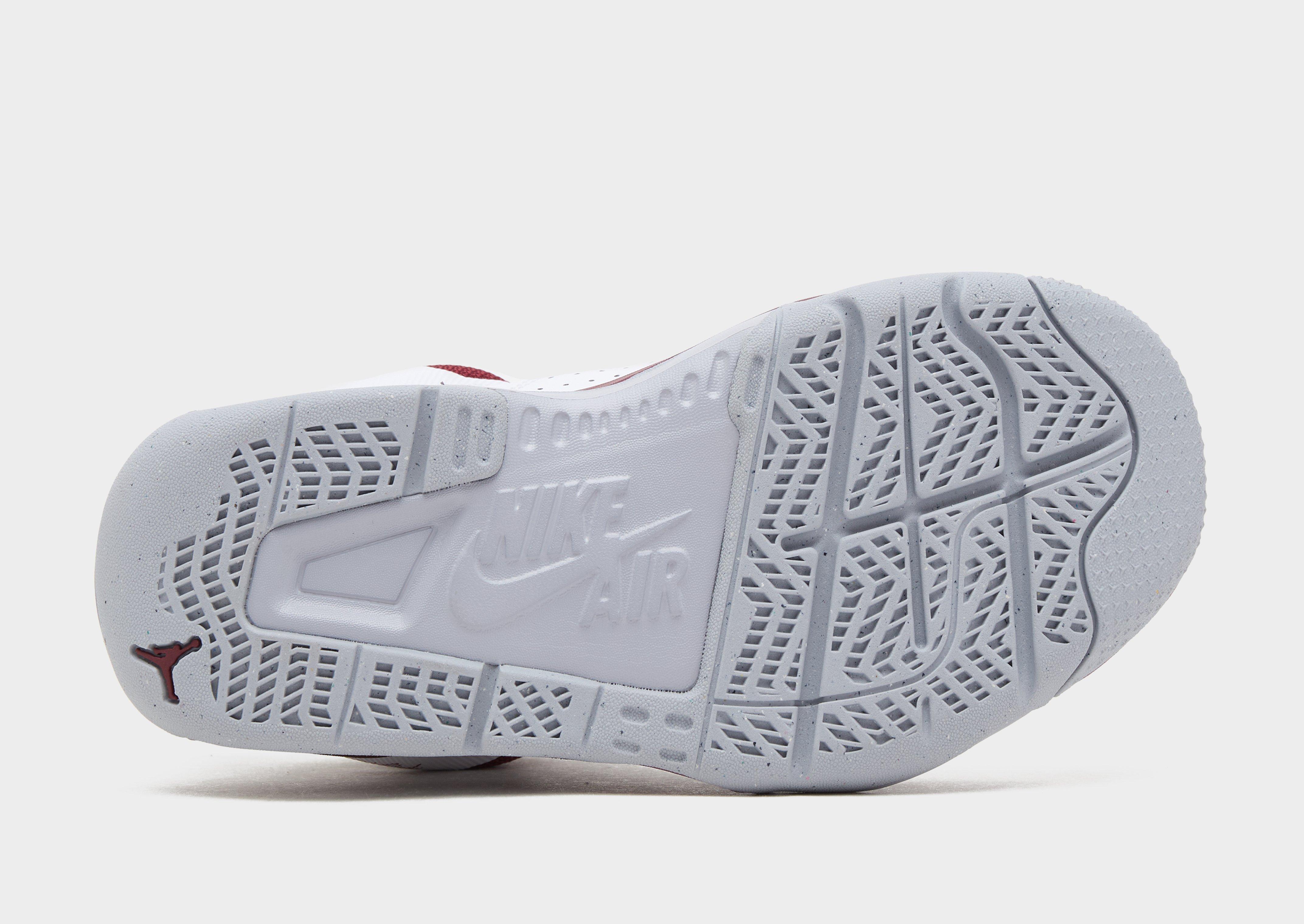 Jordan Stay Loyal 3 Junior's