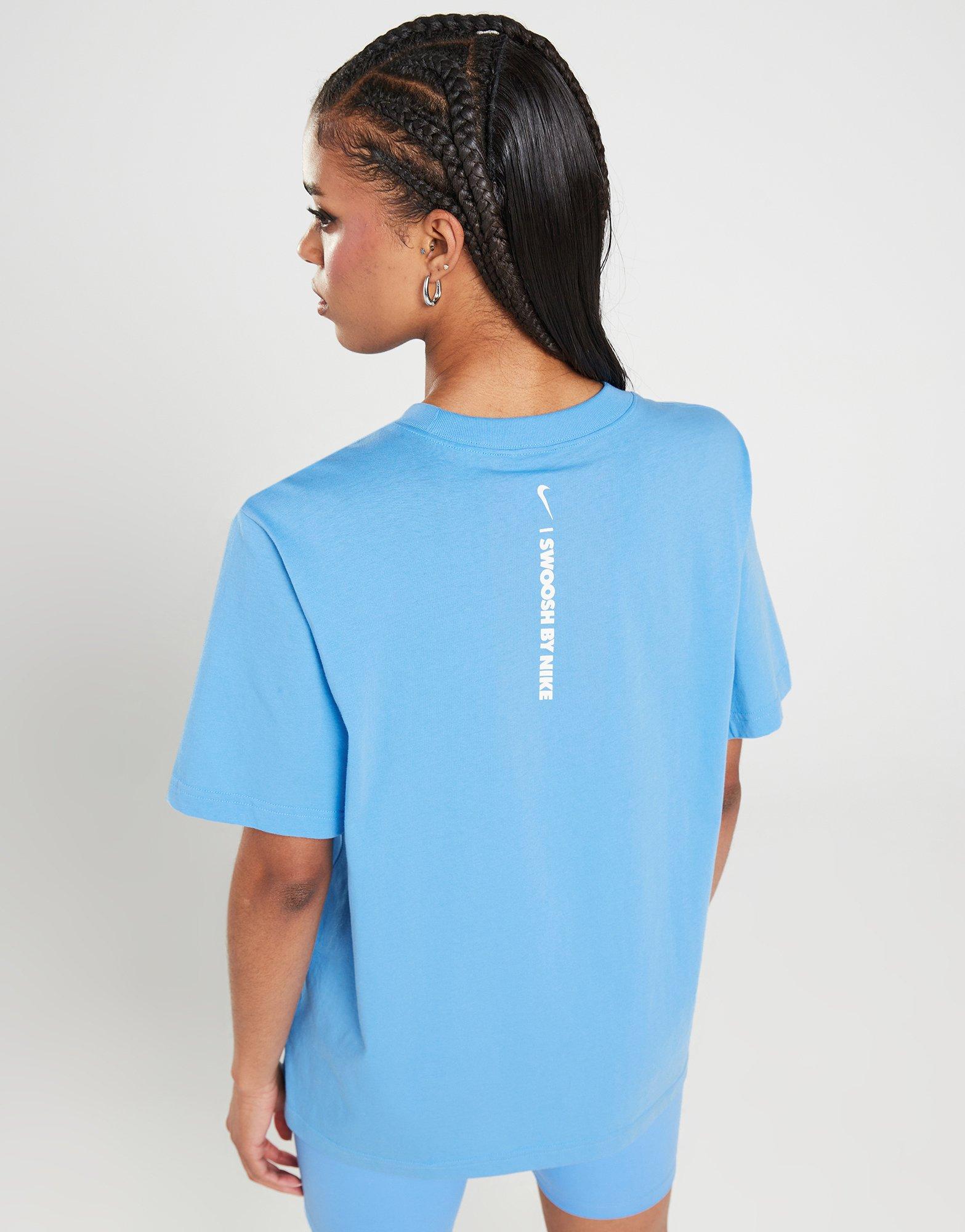 Nike Swoosh Boyfriend T-Shirt