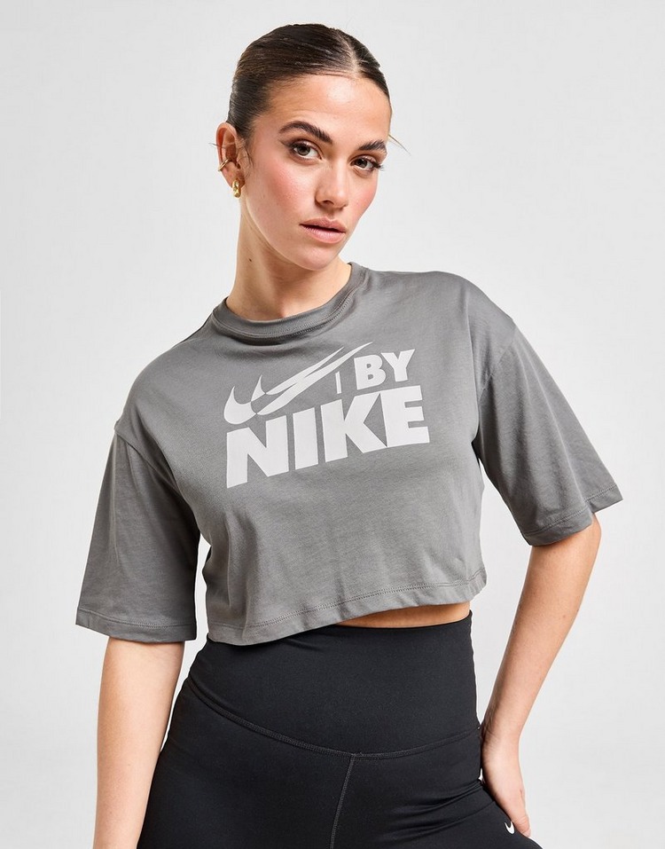 Nike Swoosh Crop T-Shirt Women's