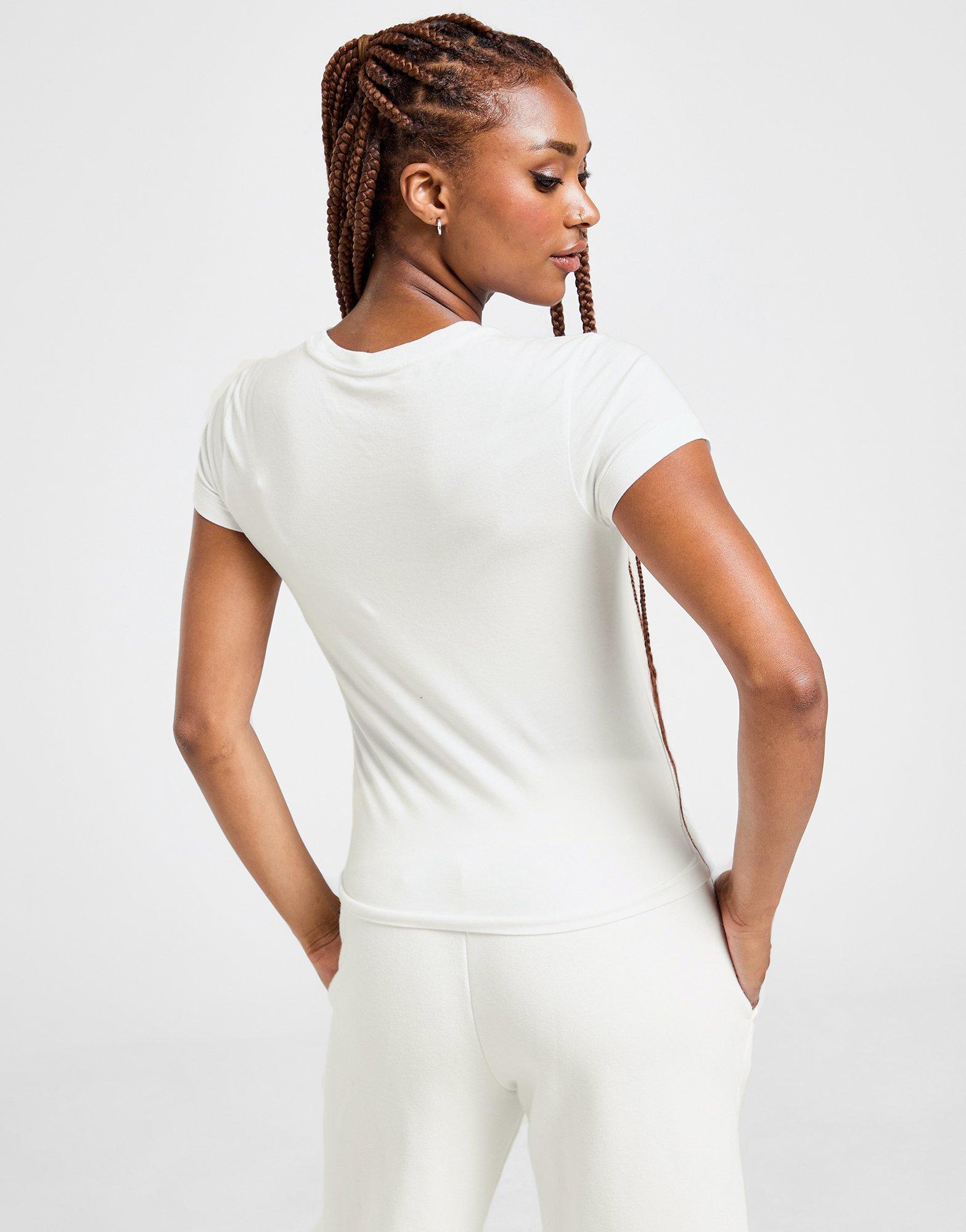 Nike Essential Sportswear Chill Knit T-Shirt