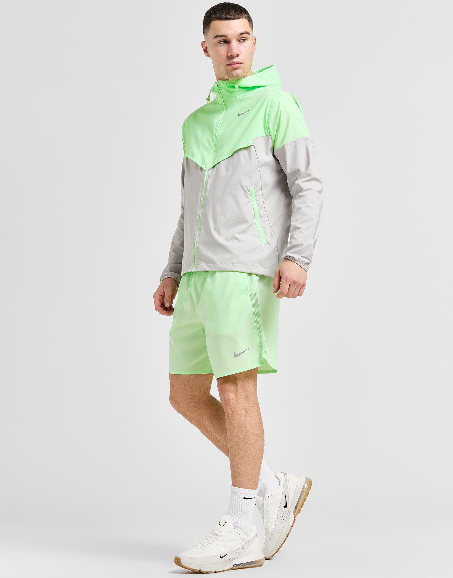 Nike challenger shorts 7 best sale