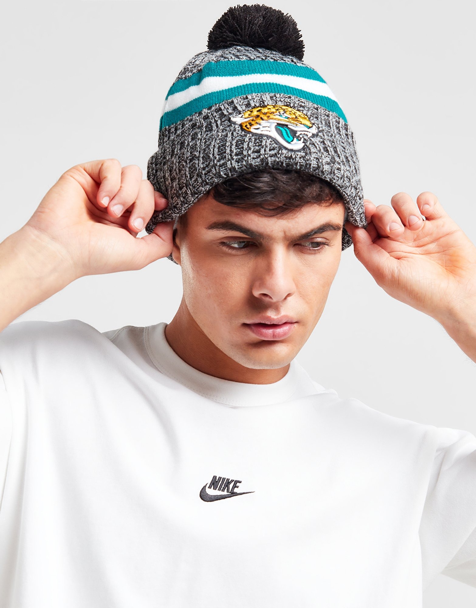 Black New Era NFL Jacksonville Jaguars Pom Beanie | JD Sports UK