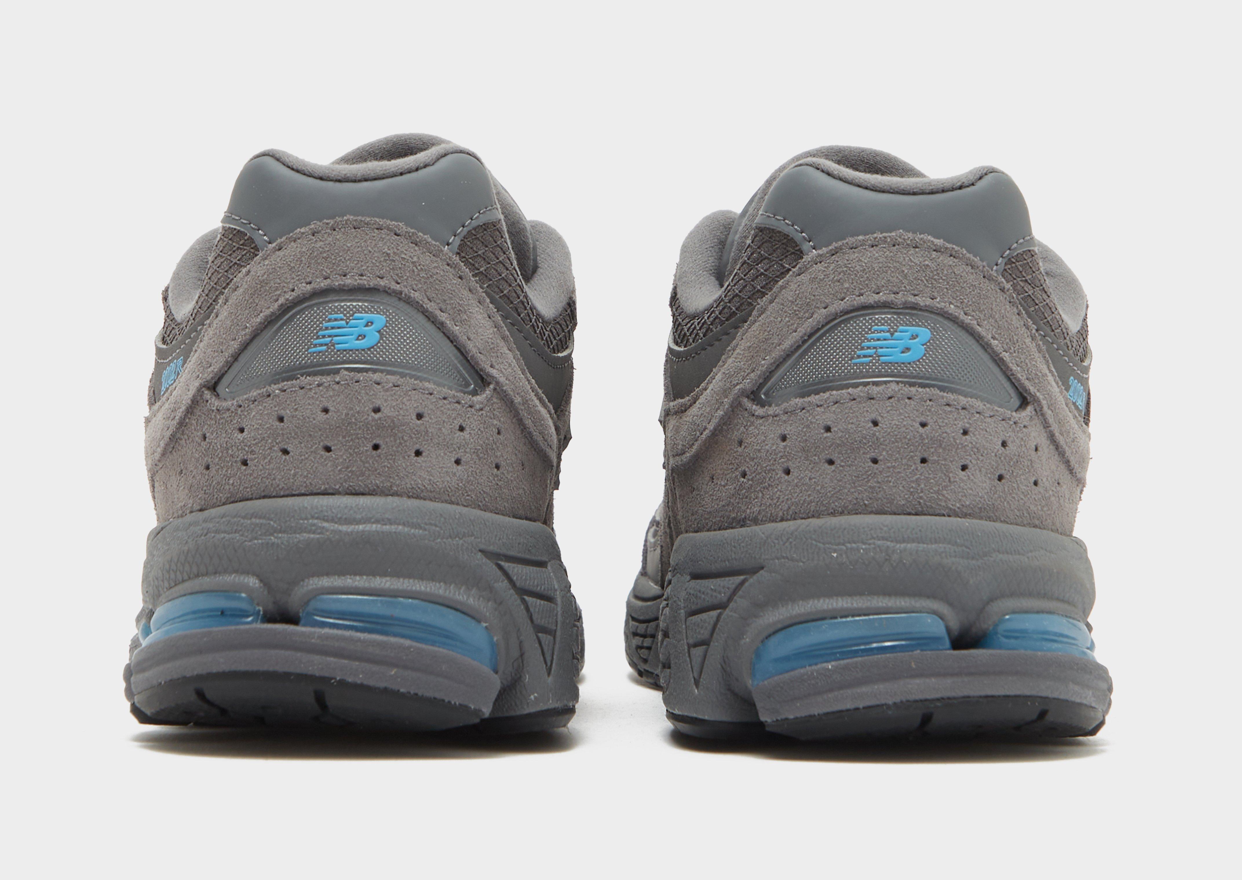 New Balance 2002R Junior