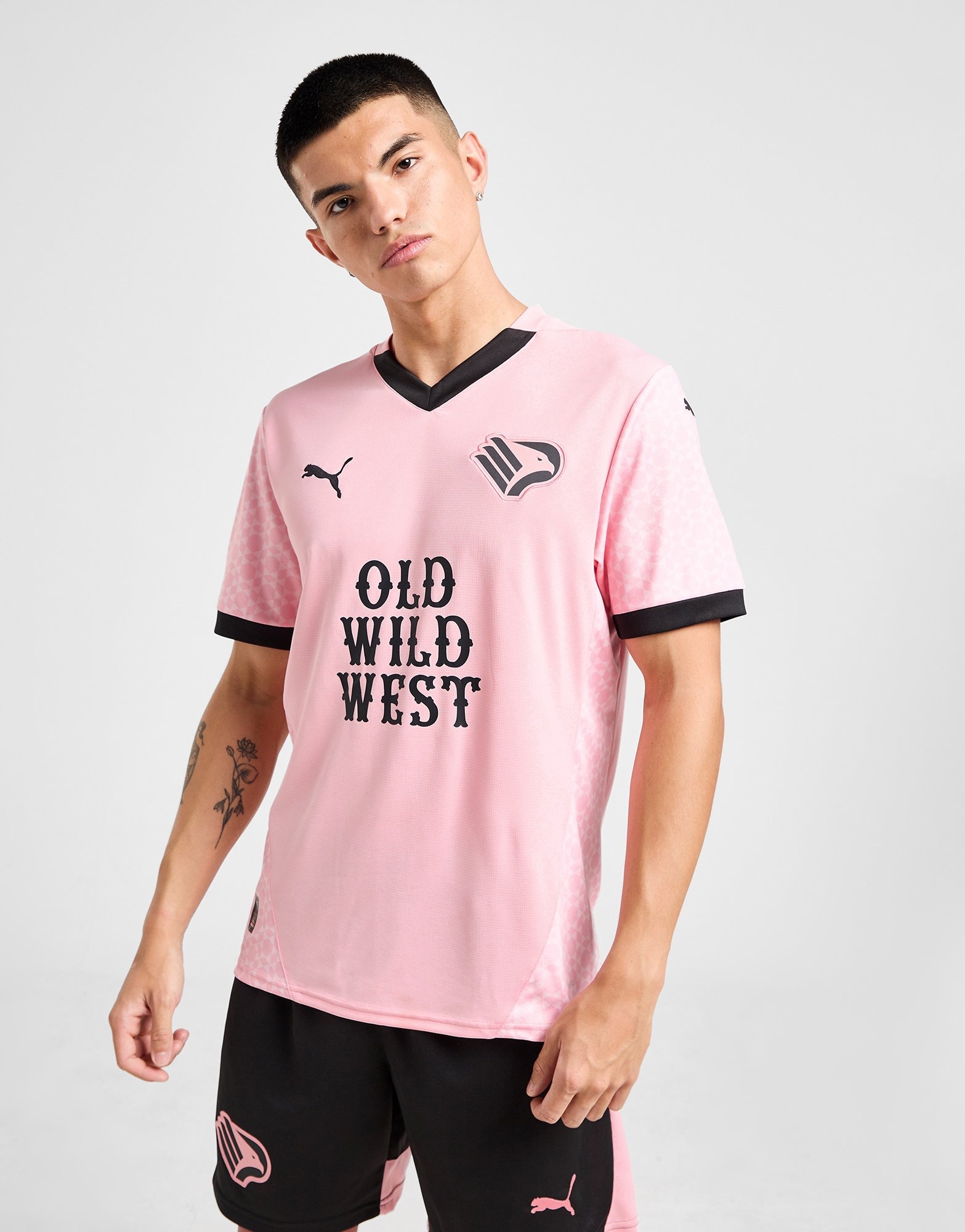 Pink puma shirt fashion