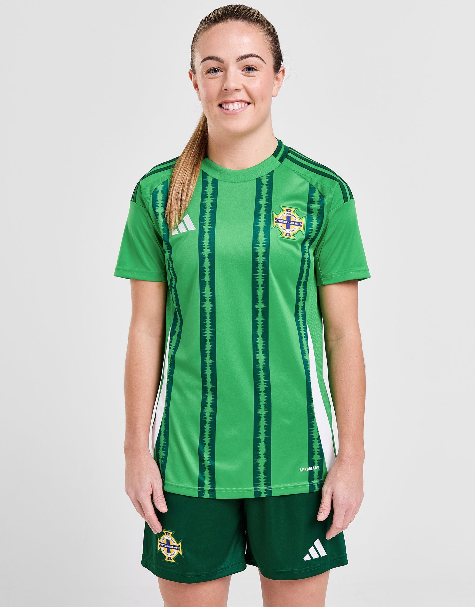 adidas Northern Ireland 2024 Home Shirt Women's PRE ORDER em JD Sports