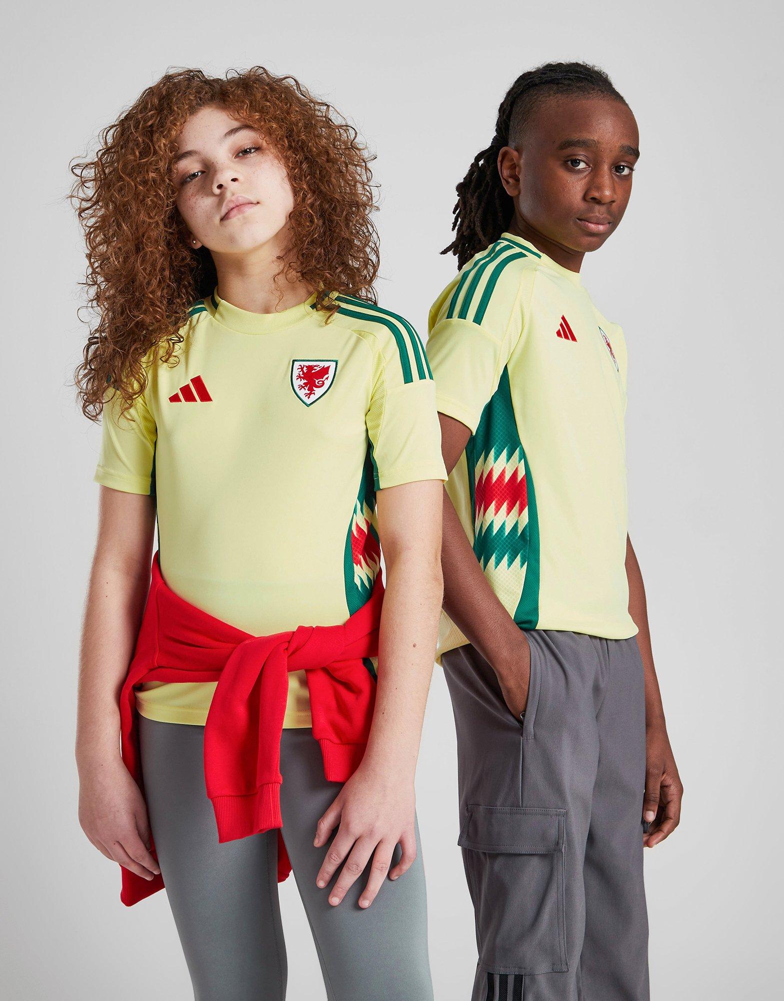 adidas Wales 2024 Away Shirt Junior